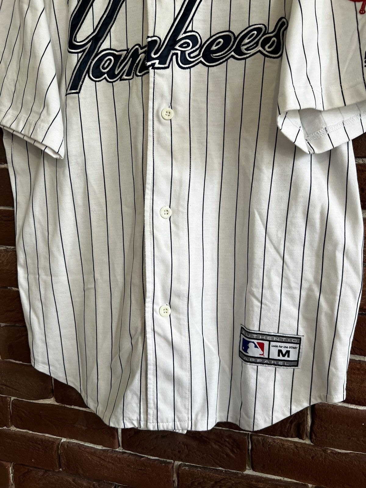 VTG 90s MLB NEW YORK YANKEES NUTMEG DOUBLE SIDED T-SHIRT