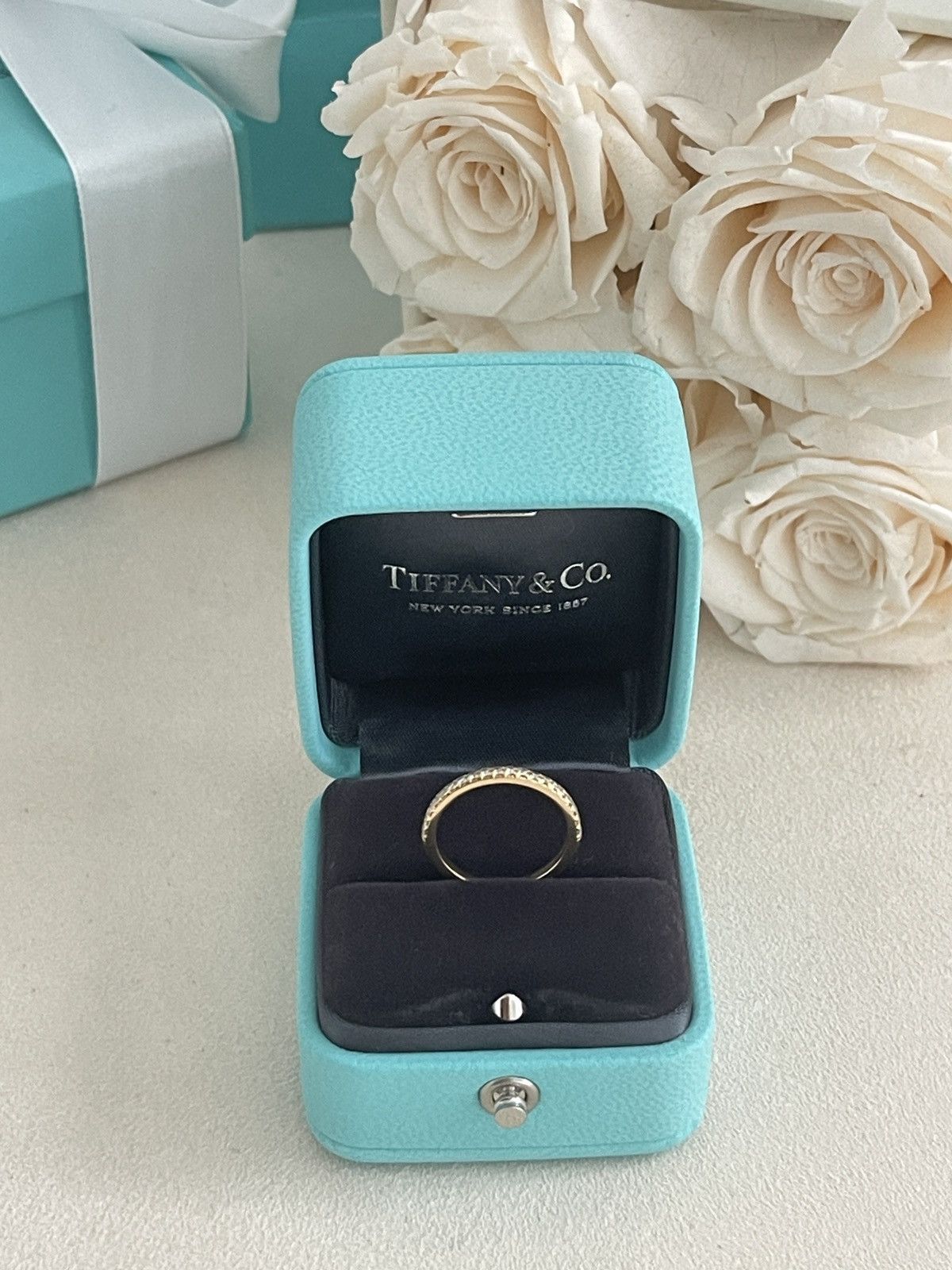 Tiffany & Co. Tiffany Soleste Half Eternity Ring YG Dia 4.5 NEW $3,200 Size ONE SIZE - 11 Thumbnail