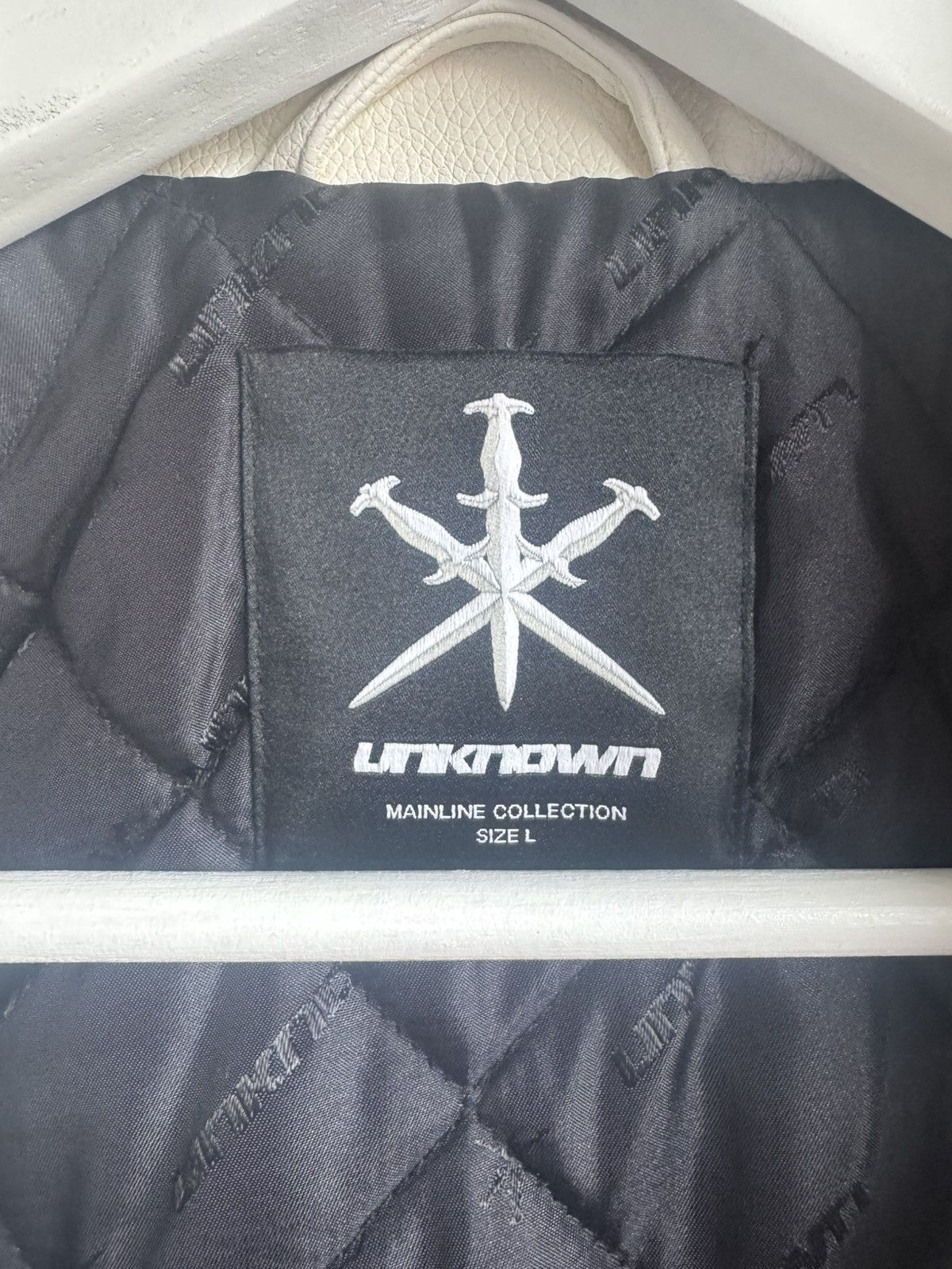 Unknown London Unknown London 4L Leatherjacket Size US L / EU 52-54 / 3 - 4 Thumbnail