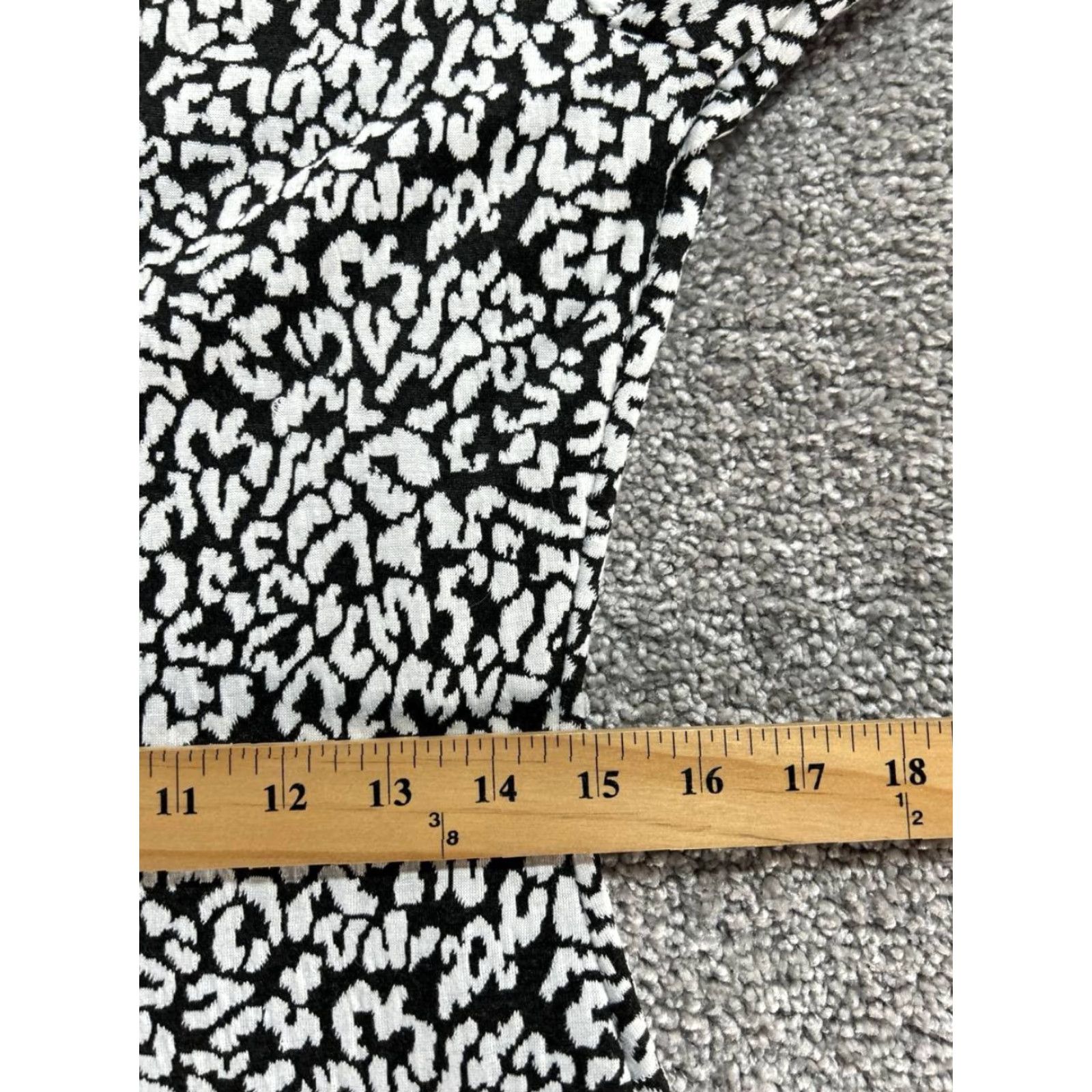 Reformation Reformation Kenmare Mini Dress Black Jacquard Knit Leopard Print Womens Large Size L / US 10 / IT 46 - 6 Thumbnail