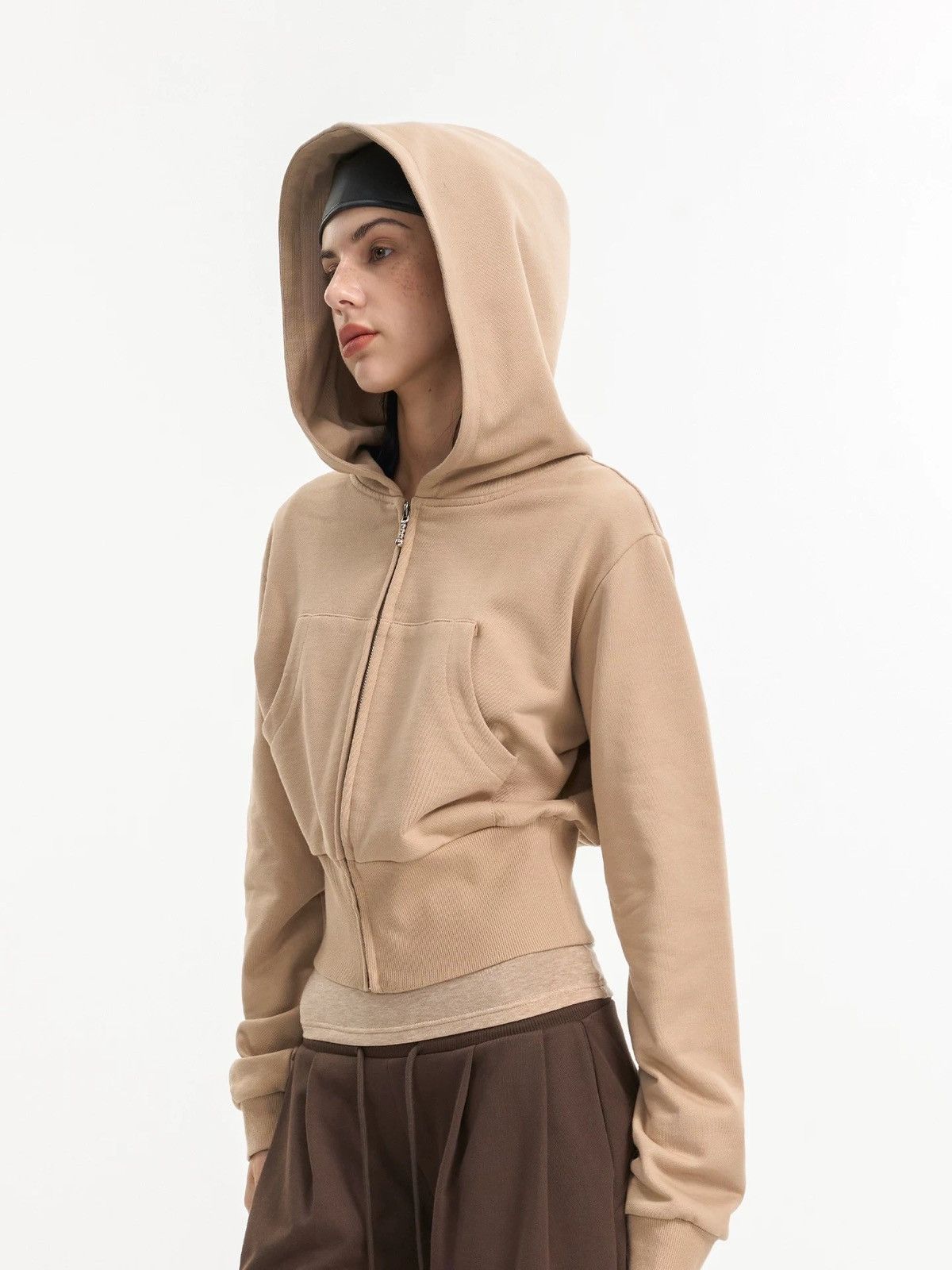 Other Tan and cream cropped hoodie Size L Size L / US 10 / IT 46 - 1 Thumbnail