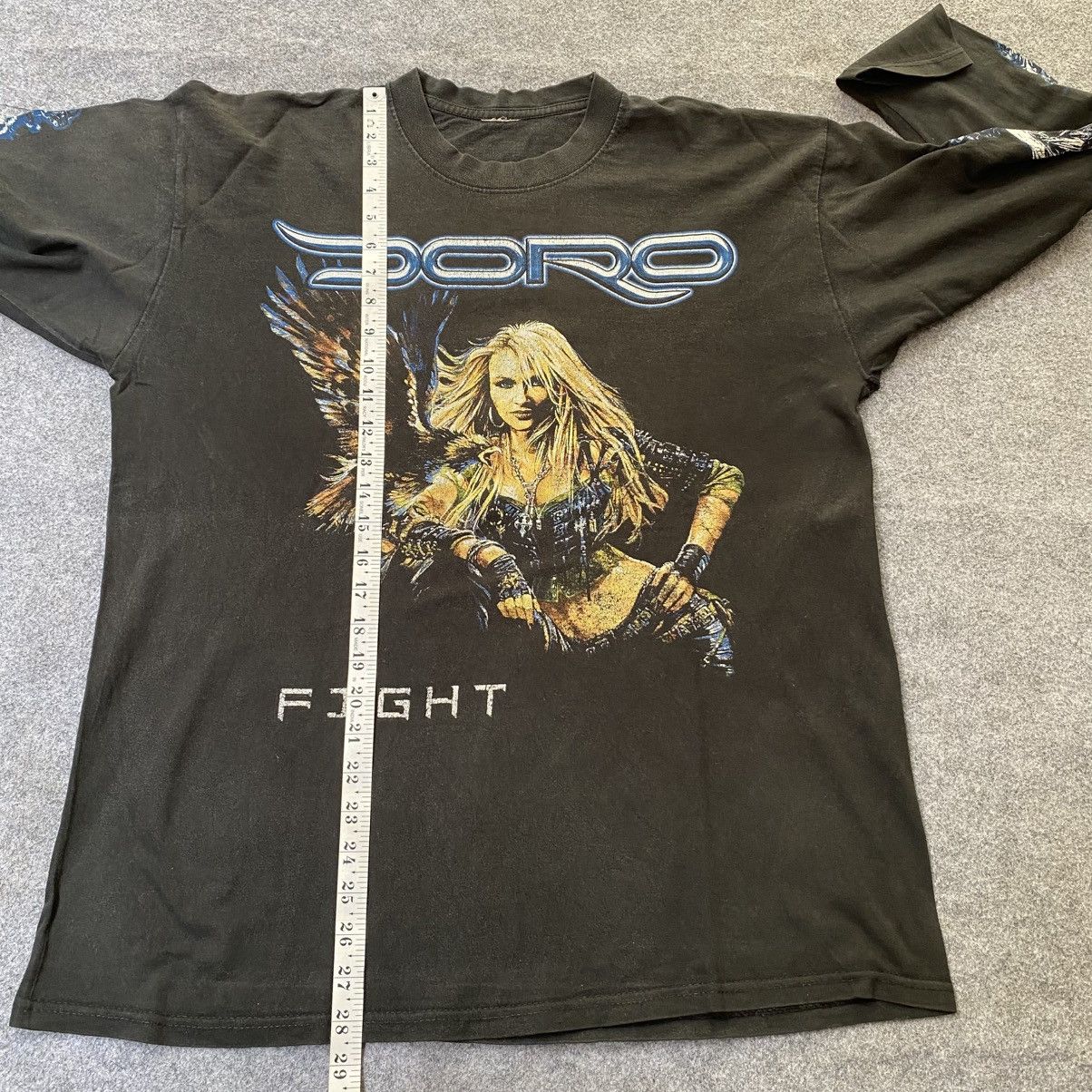 Band Tees Vintage Doro 2002 Fight Tour long-sleeve T shirt in black Size US XL / EU 56 / 4 - 8 Thumbnail