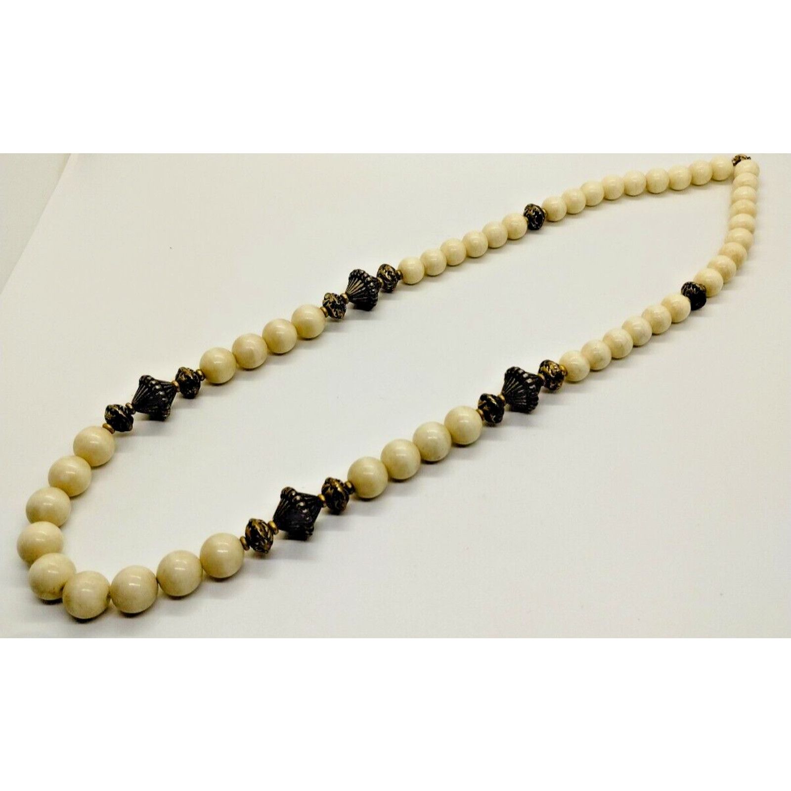 Vintage Antique Silver Tone White Beaded Necklace - Vintage 30" Size ONE SIZE - 1 Thumbnail