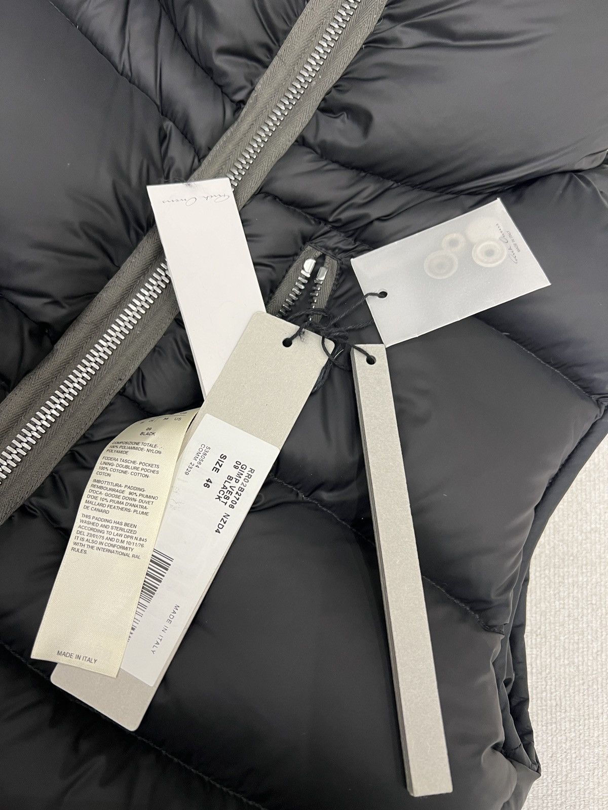 Rick Owens Rick Owens AW22 Strobe Gimp Puffer Vest Size US S / EU 44-46 / 1 - 8 Thumbnail