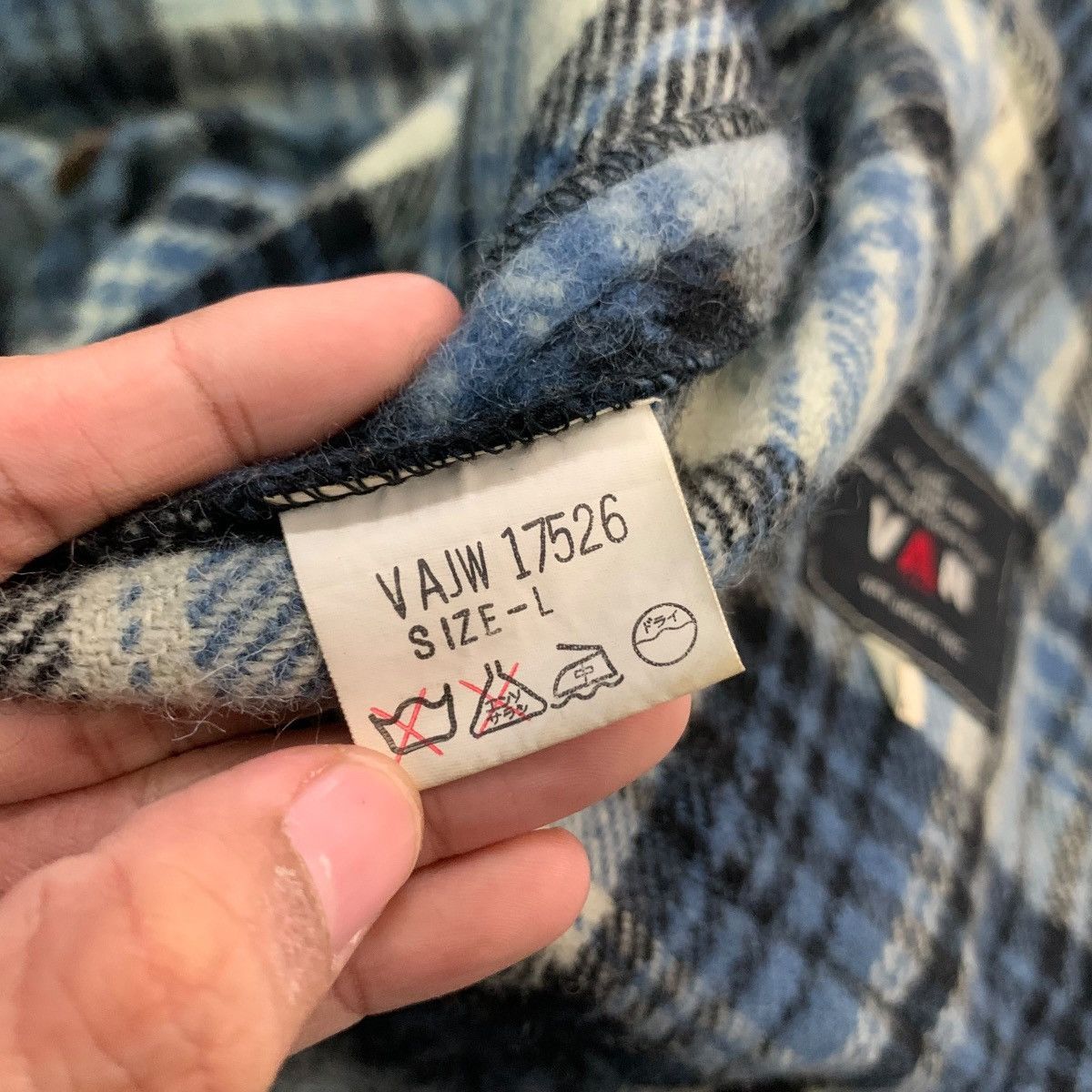 Van 90’s VAN JAC Workwear Blue Tartan Flannel Jacket #2303-C102 Size US L / EU 52-54 / 3 - 17 Thumbnail