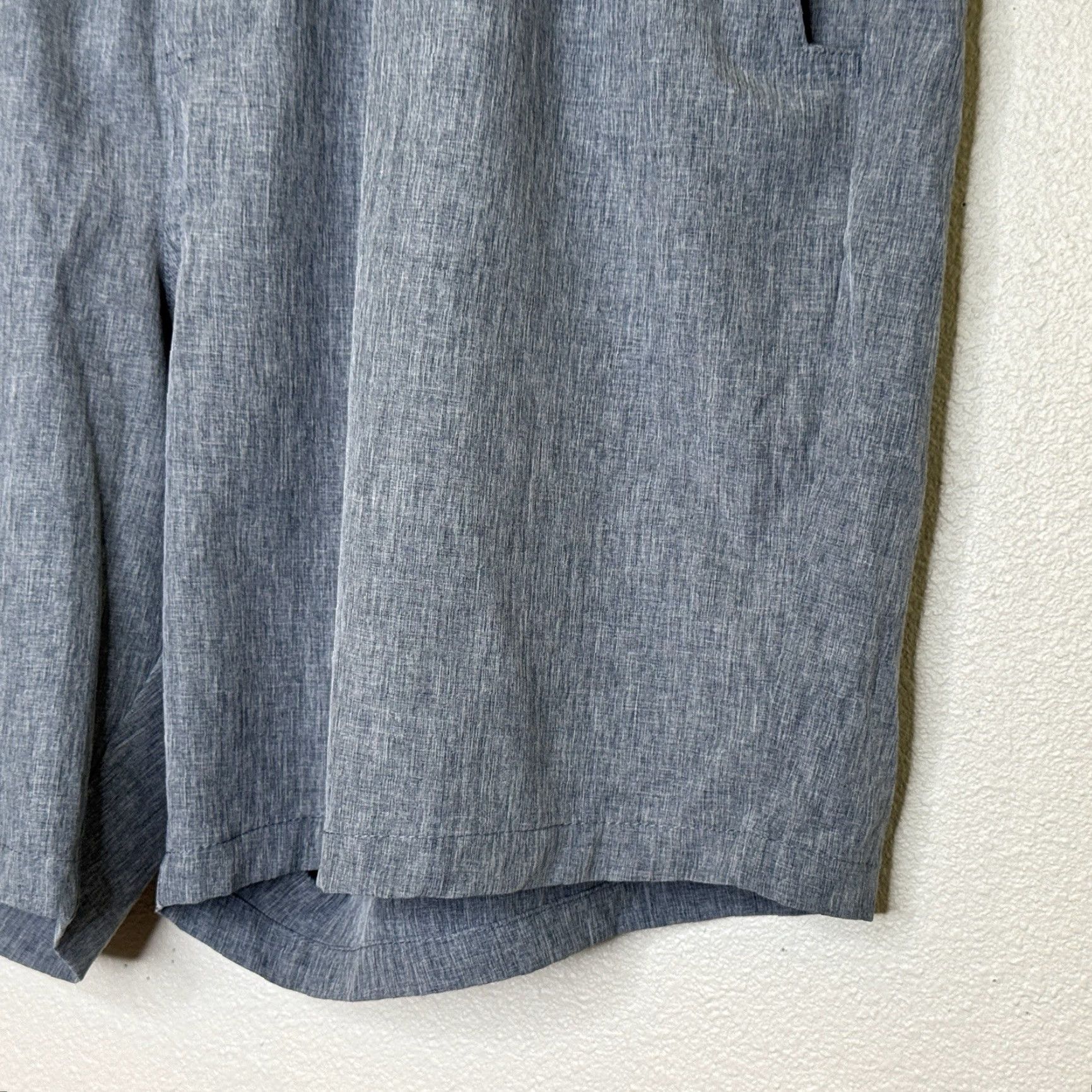 Eddie Bauer Eddie Bauer Shorts Mens XXL Blue Chino Pull On Elastic Drawstring Waist Size US 39 - 3 Thumbnail