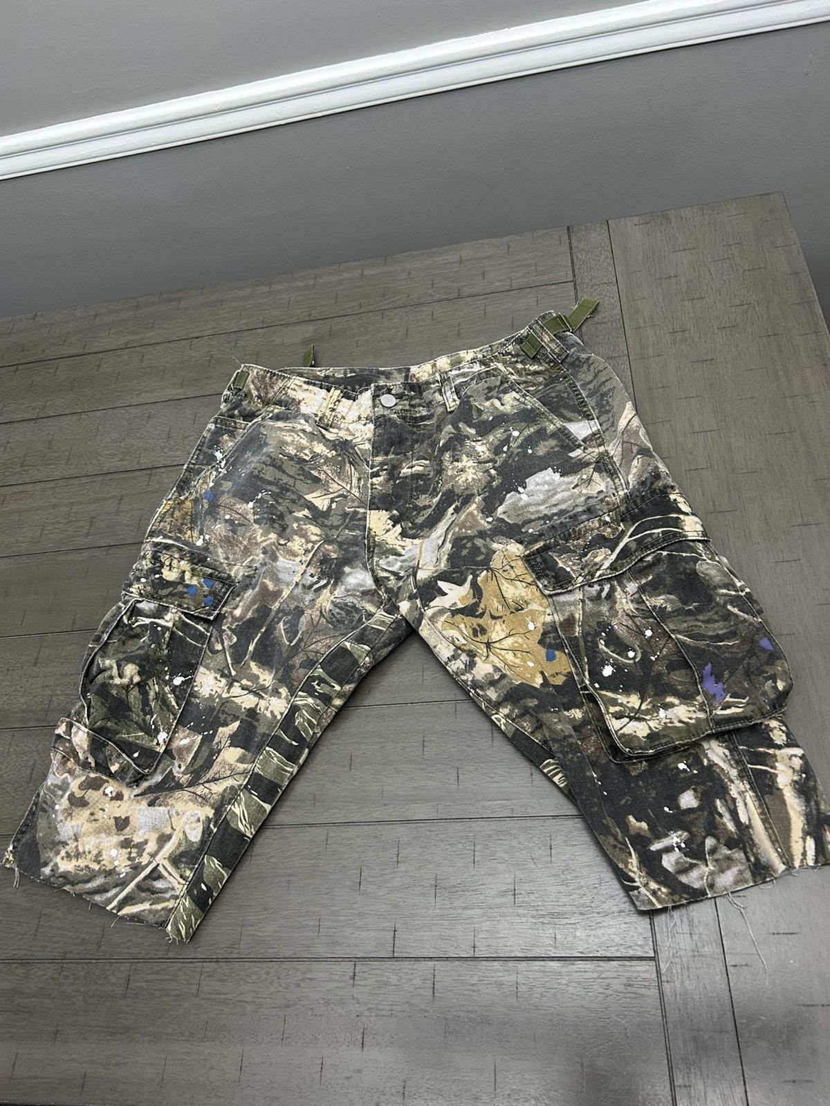 Other Camo Cargo Shorts Size US 30 / EU 46 - 1 Thumbnail