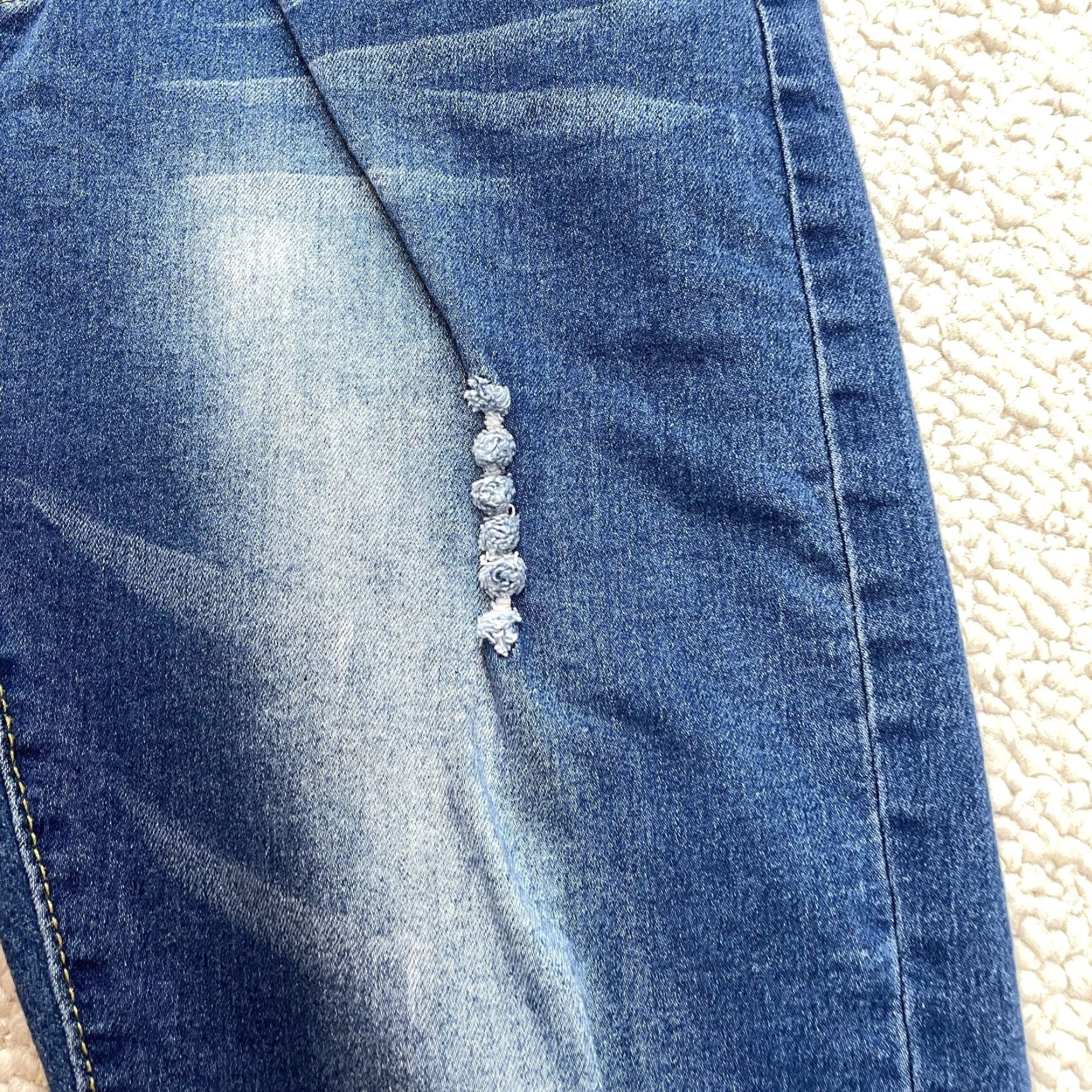 Denime Unbranded Skinny Jeans Womens XL 30x29 Denim Blue Distressed Sandblasted Dark Wash MidRise 5-Pocket Stretch Size 40" / US 18 - 5 Thumbnail