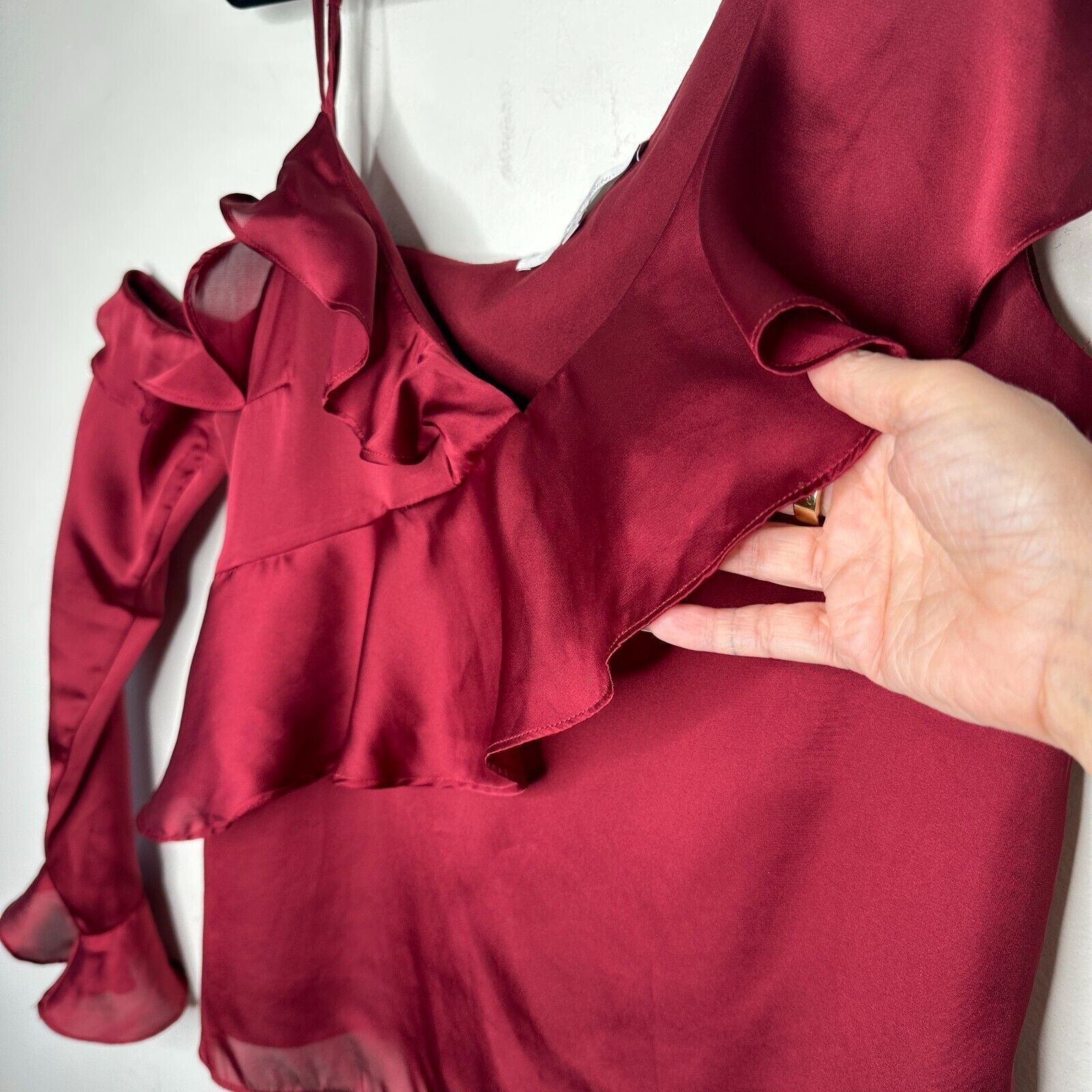 Other Revolve Lovers + Friends Red Ruffled One-Sleeve Blouse L Size L / US 10 / IT 46 - 3 Thumbnail