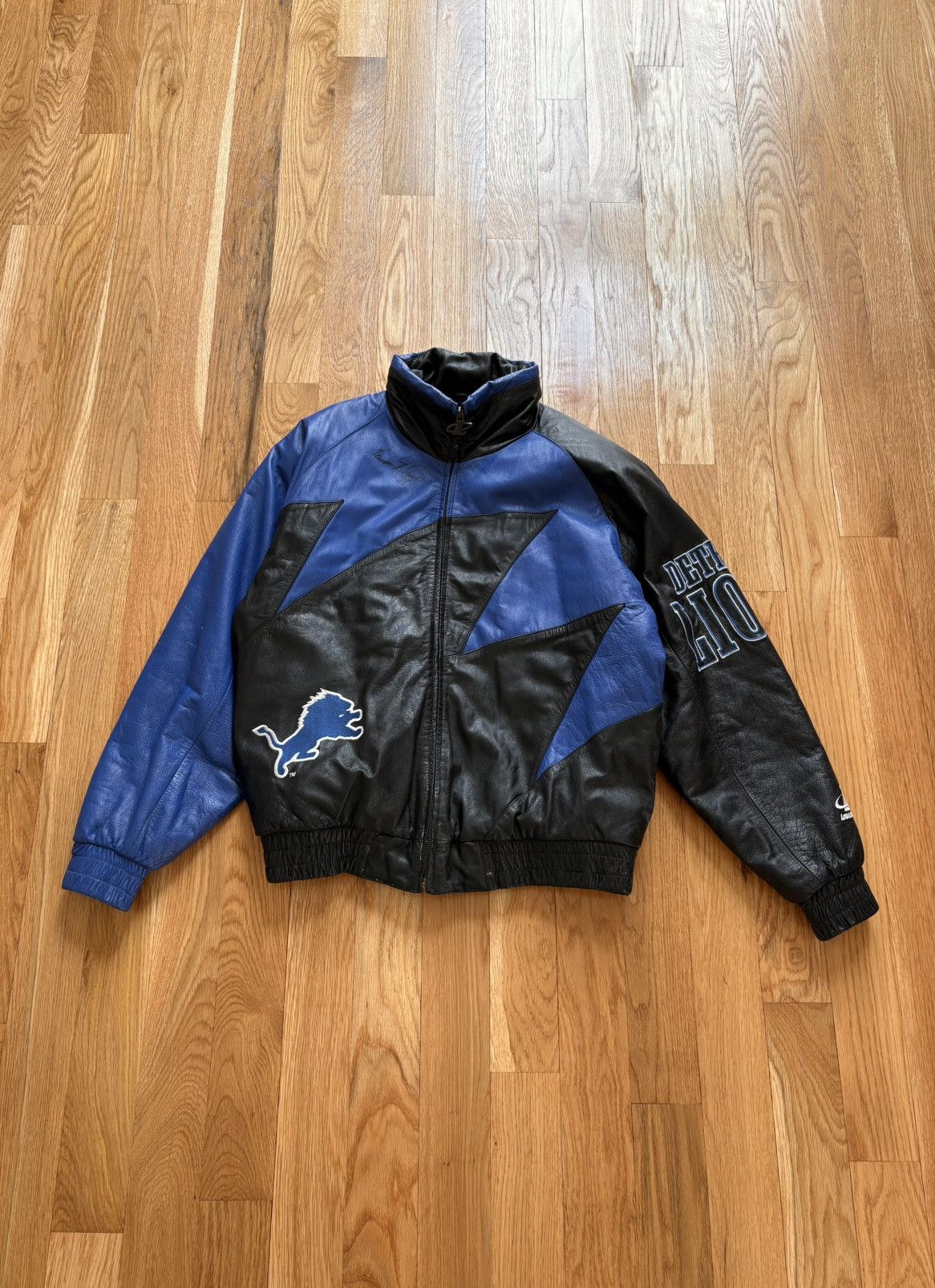 Logo Athletic Detroit Lions Logo 7 Sharktooth VTG 90s Leather Jacket L Size US L / EU 52-54 / 3 - 1 Thumbnail