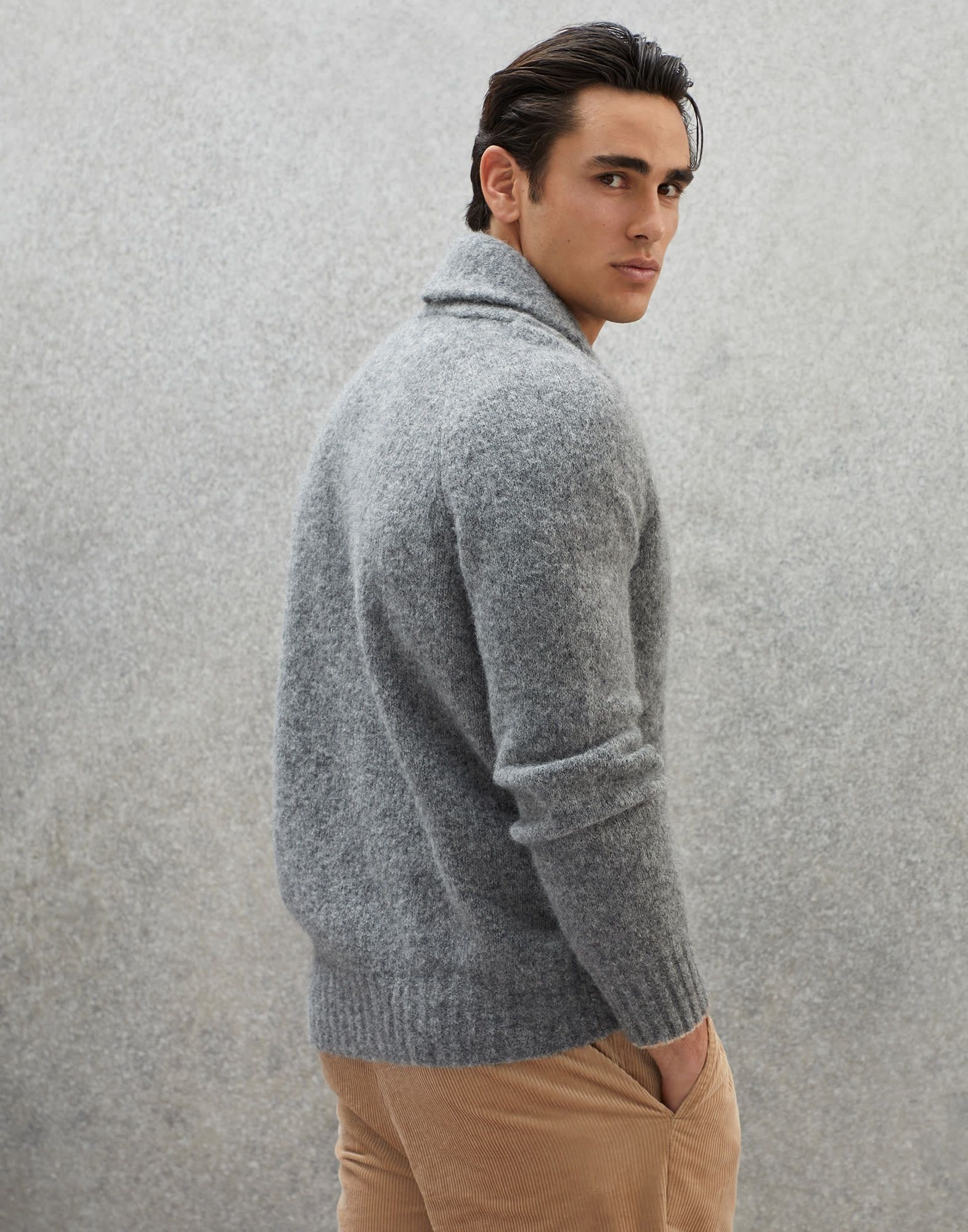 Brunello Cucinelli o1w1db10924 Cardigan in Grey Size US XL / EU 56 / 4 - 2 Thumbnail