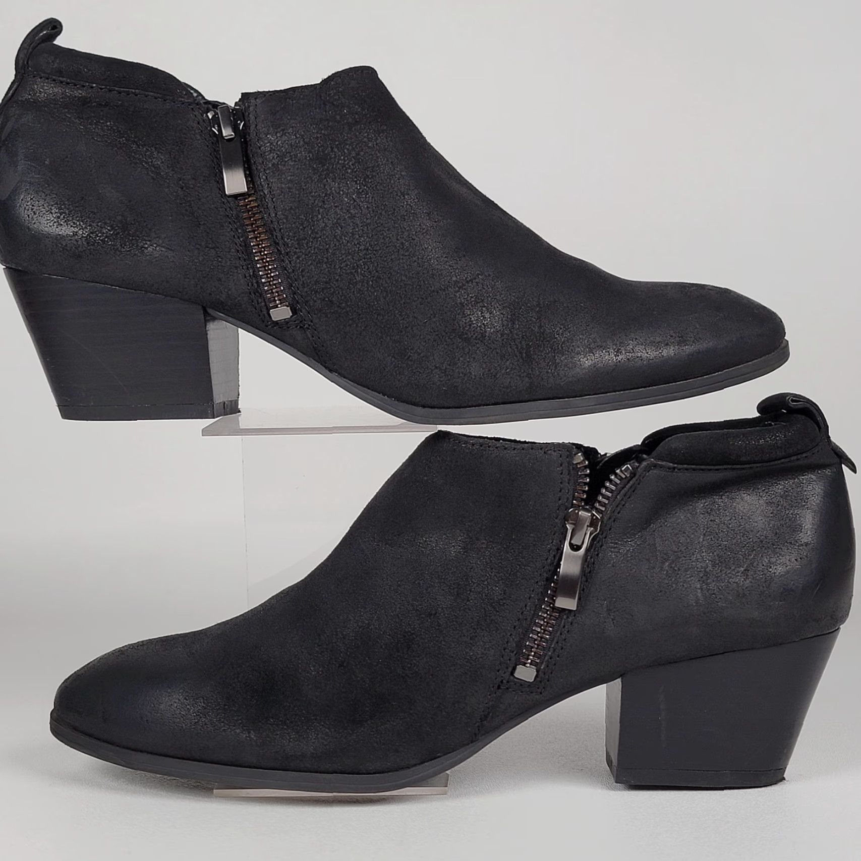 Franco Sarto Franco Sarto Granite Black Booties Women 9 M Block Heel Ankle Bootie Leather Rubber Zip Solid Black Fall Winter Spring Women Size US 9 / IT 39 - 4 Thumbnail