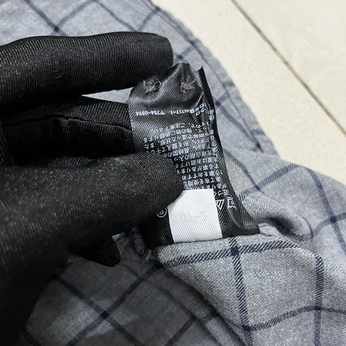 Japanese Brand × Uniqlo Uniqlo Grid Shirt Size US S / EU 44-46 / 1 - 8 Thumbnail