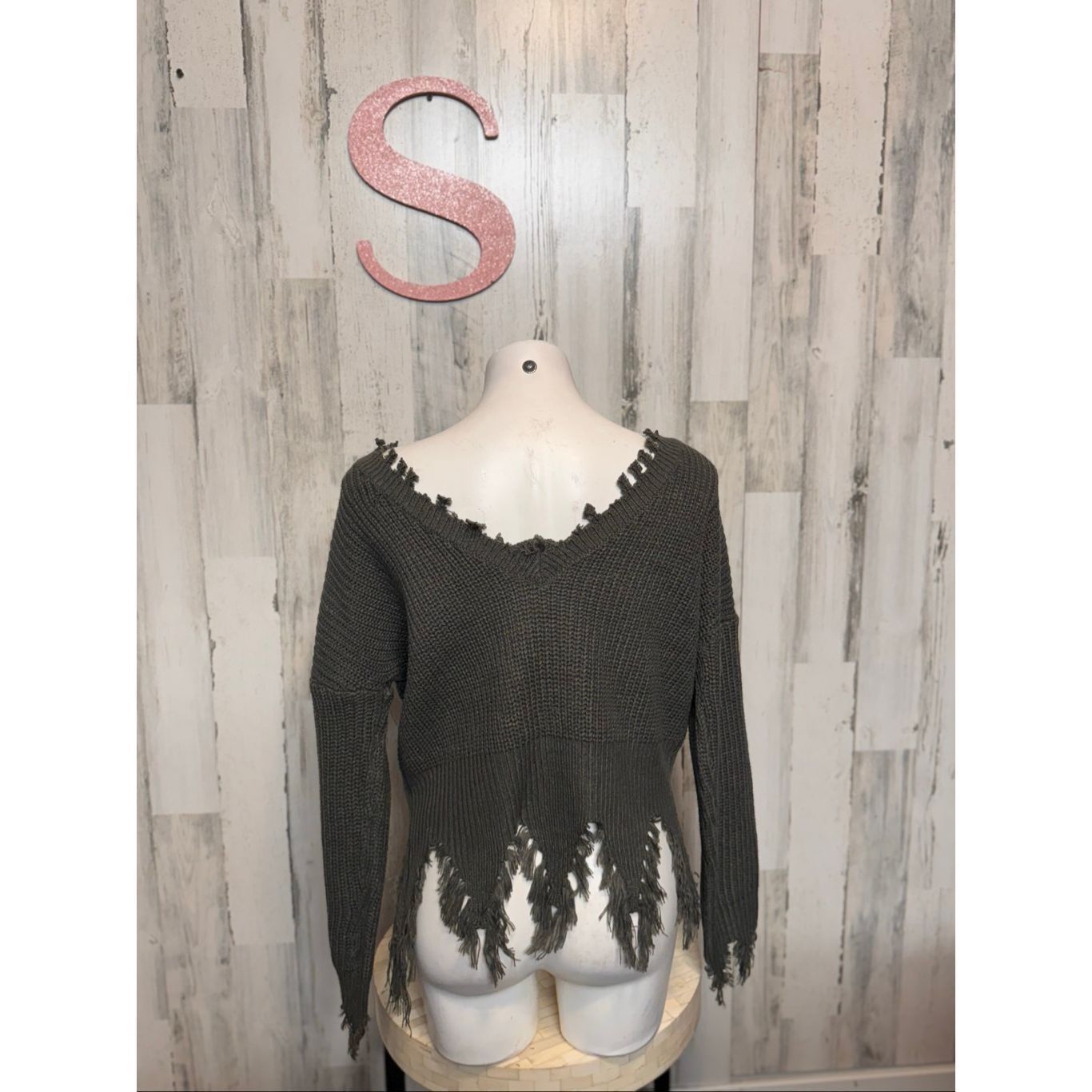SAYHELLO Say What? Distressed Hem Gray Knit Sweater Women’s Size Smal Size S / US 4 / IT 40 - 3 Thumbnail