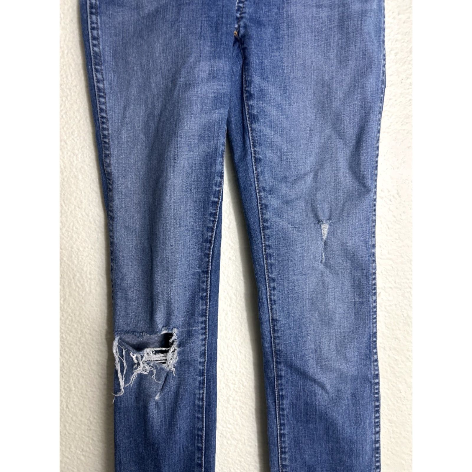 Madewell Madewell Curvy High Rise Skinny Jeans Size 23x28 Medium Wash Raw Hem Women Jeans Size 40" / US 18 - 3 Thumbnail