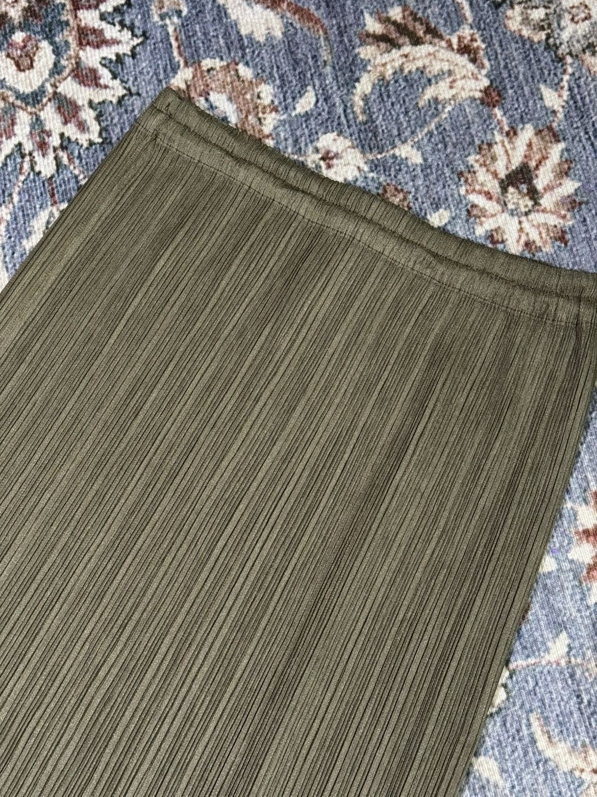 Pleats Please Issey Miyake Pleats Please Issey Miyake Skirt Olive green Size 24" / US 00 / IT 34 - 2 Thumbnail