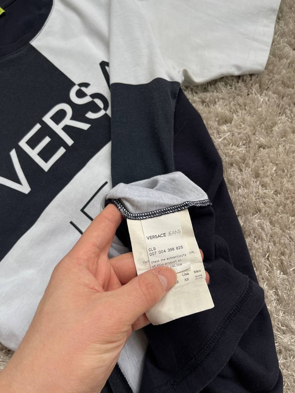 Versace × Vintage vintage versace jeans big logo tee Size US S / EU 44-46 / 1 - 9 Thumbnail