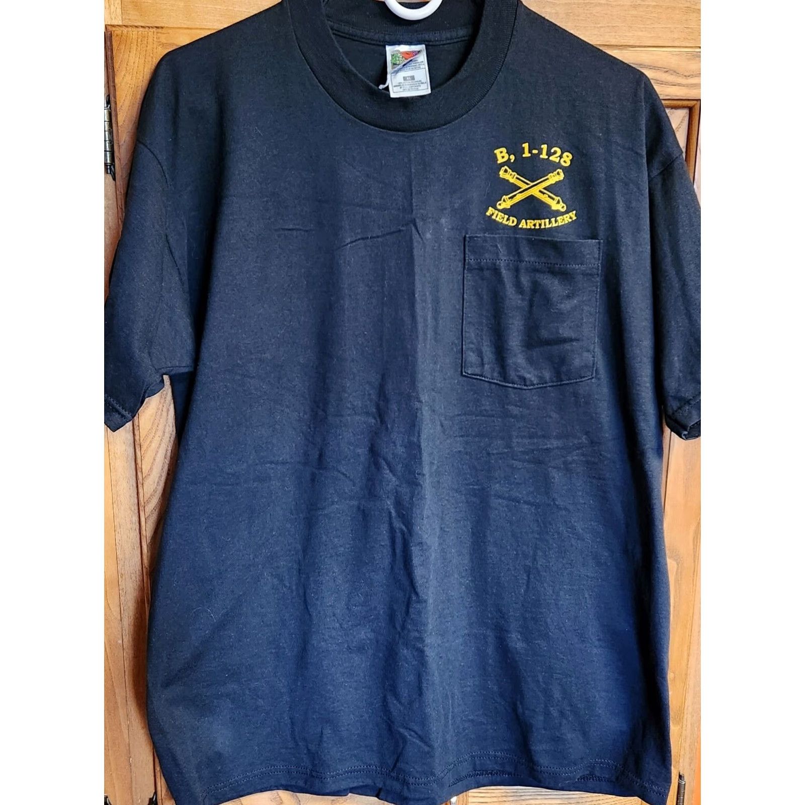 Fruit Of The Loom VINTAGE Fruit of the Loom T-Shirt Men’s XL Black Pocket Tee 90s Army Military Retro Grunge USA Classic Size US XL / EU 56 / 4 - 5 Thumbnail