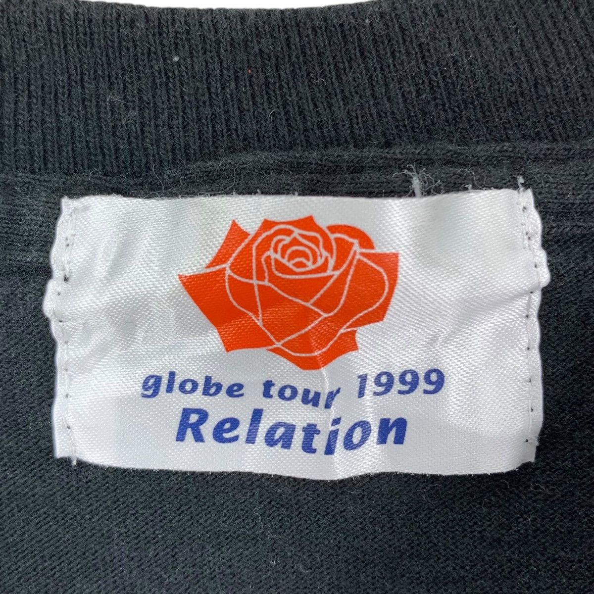 Vintage Vintage GLOBE TOUR 1999 RELATION Tower Japan Band TShirt Size US M / EU 48-50 / 2 - 5 Thumbnail
