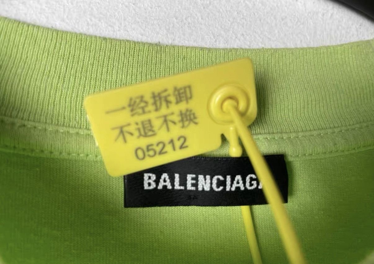 Balenciaga Balenciaga Small Logo Embroidered Hem Short Sleeve Tee J31 Size US M / EU 48-50 / 2 - 5 Thumbnail