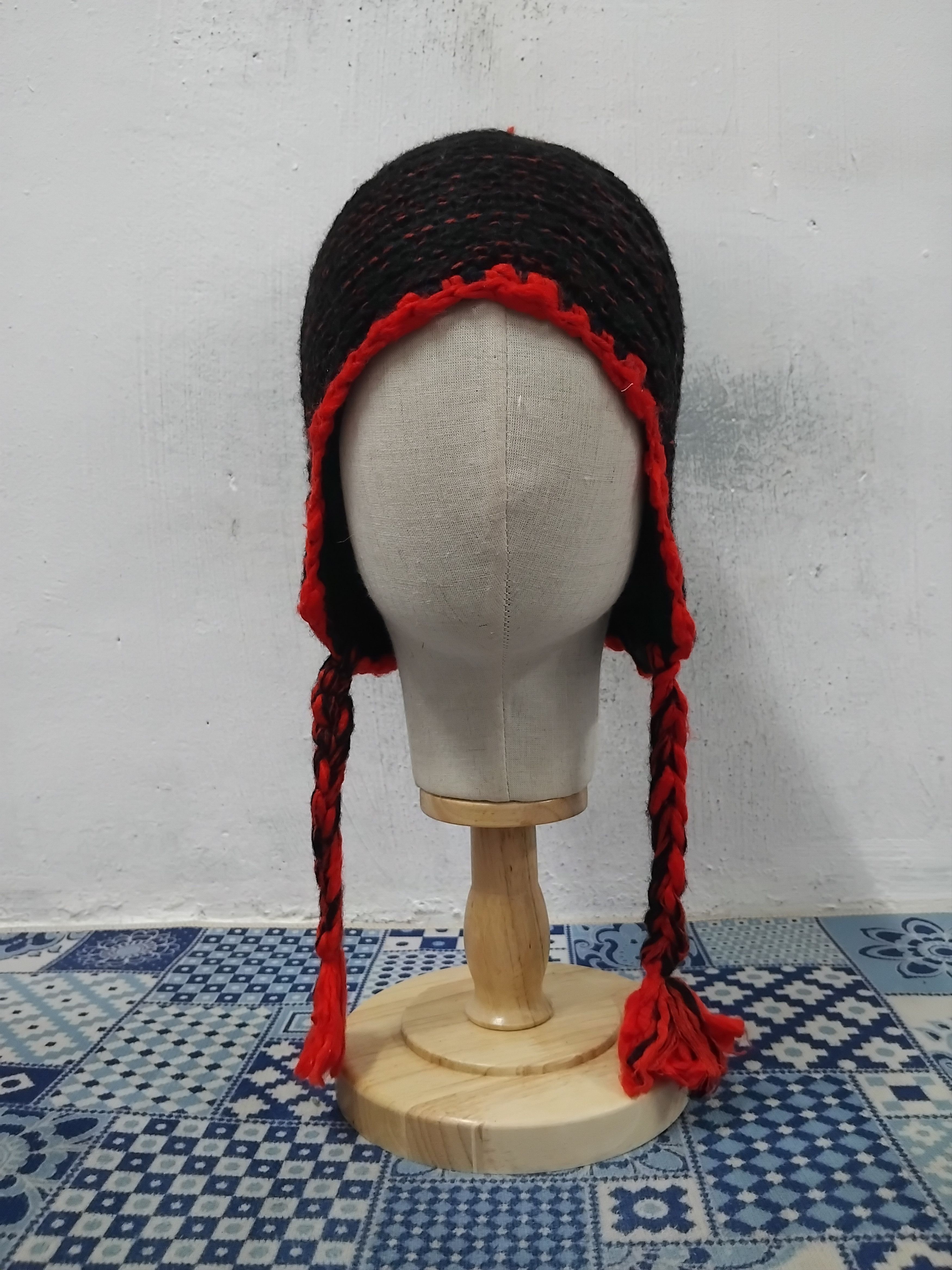 PPFM 💥Black Red Japanese style harajuku beanie Size ONE SIZE - 3 Thumbnail