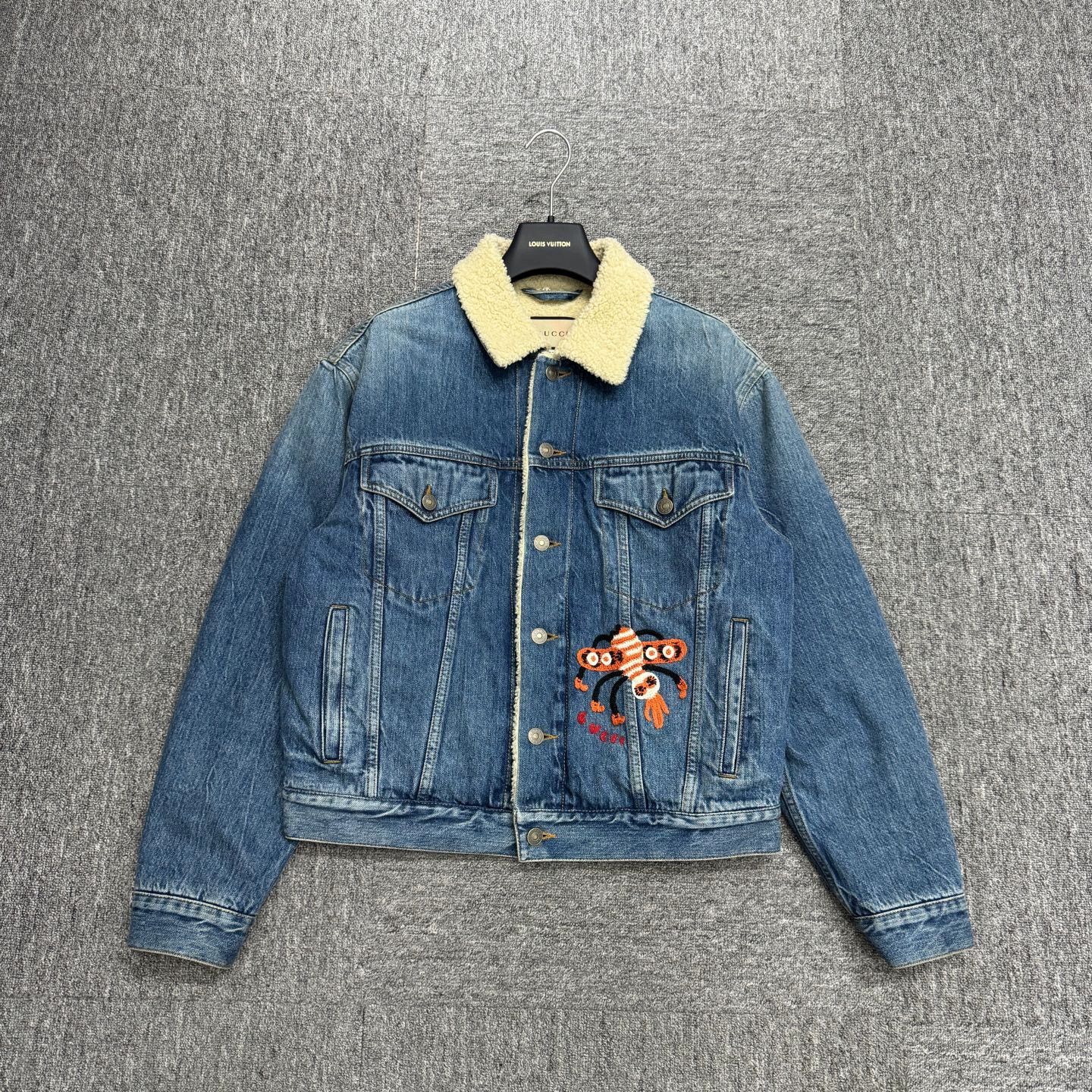 Gucci Gucci Shearling Denim Jacket Size 44 Size US S / EU 44-46 / 1 - 1 Thumbnail