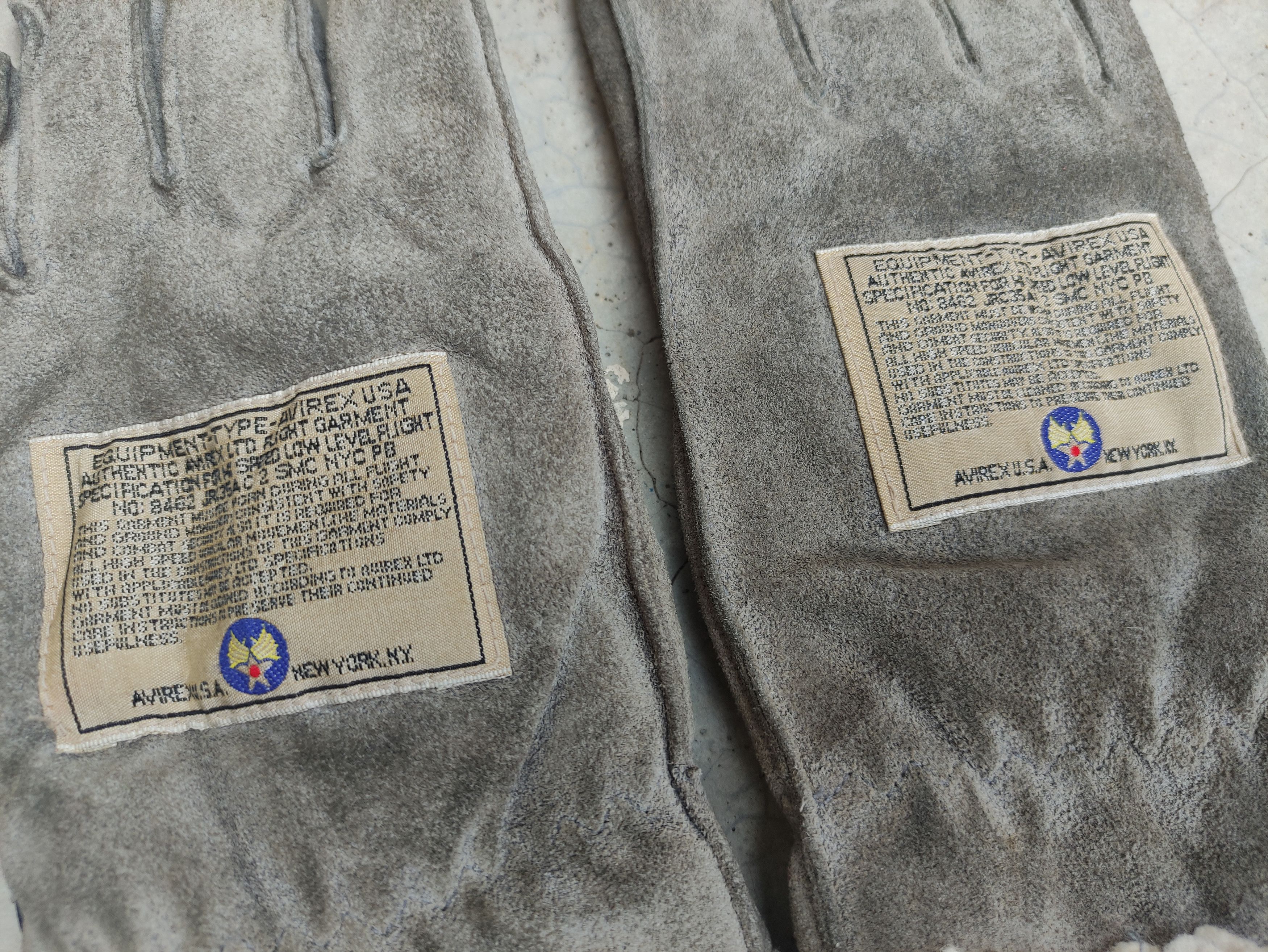 Avirex AVIREX AIR FORCE VINTAGE GLOVES SUEDE LEATHER/ FLEECE Size ONE SIZE - 12 Thumbnail