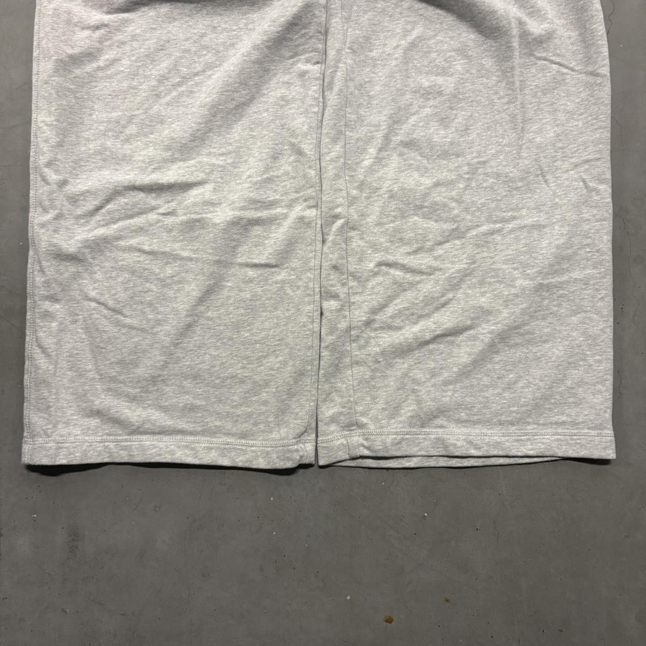 Japanese Brand × Vintage Crazy Vintage Y2K/2000s Super Baggy Wideleg Loungewear Essential Grey Sweatpants! Size US 38 / EU 54 - 4 Thumbnail