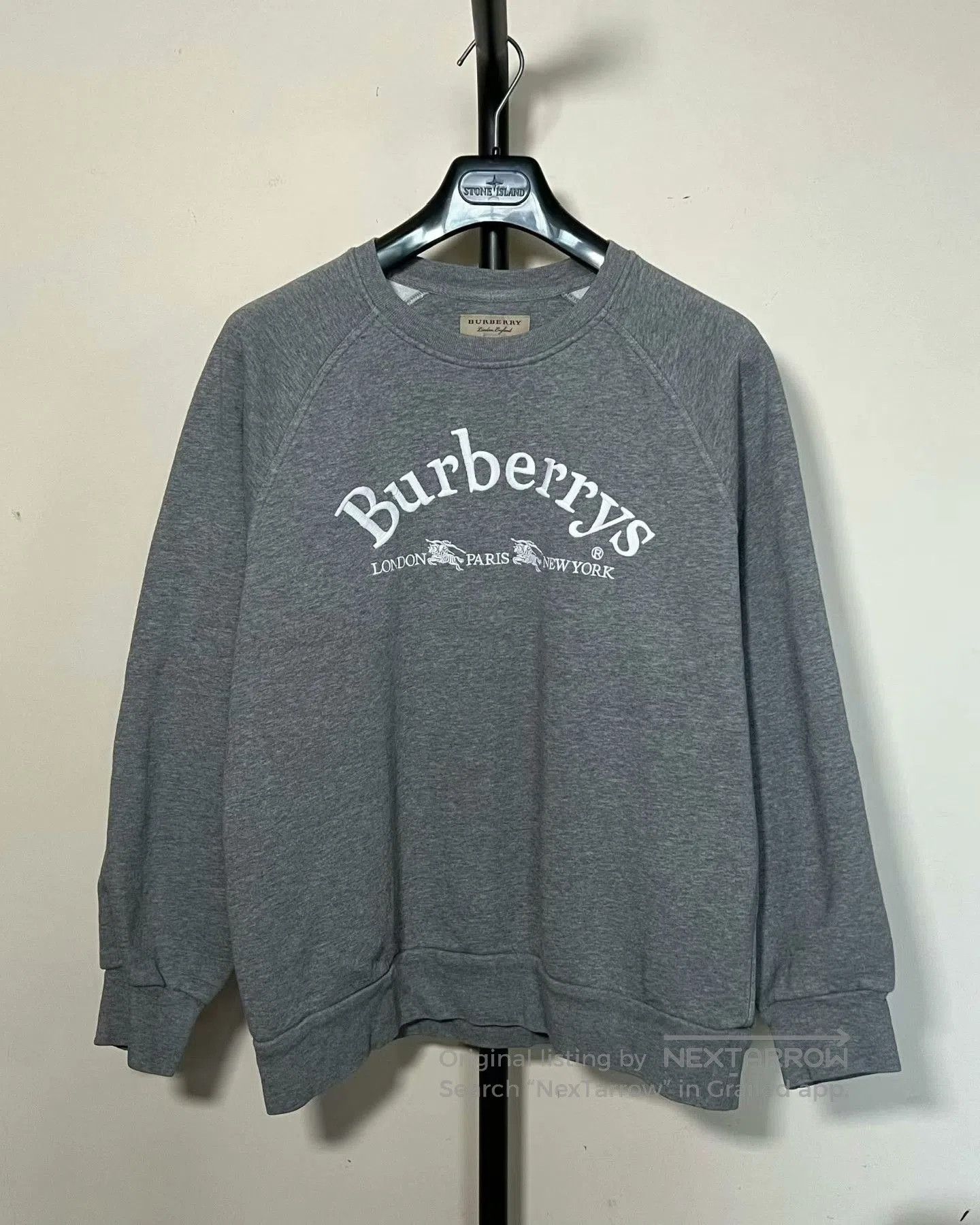 Burberry burberry gray logo embroidered sweatshirt size M. Size US M / EU 48-50 / 2 - 1 Thumbnail