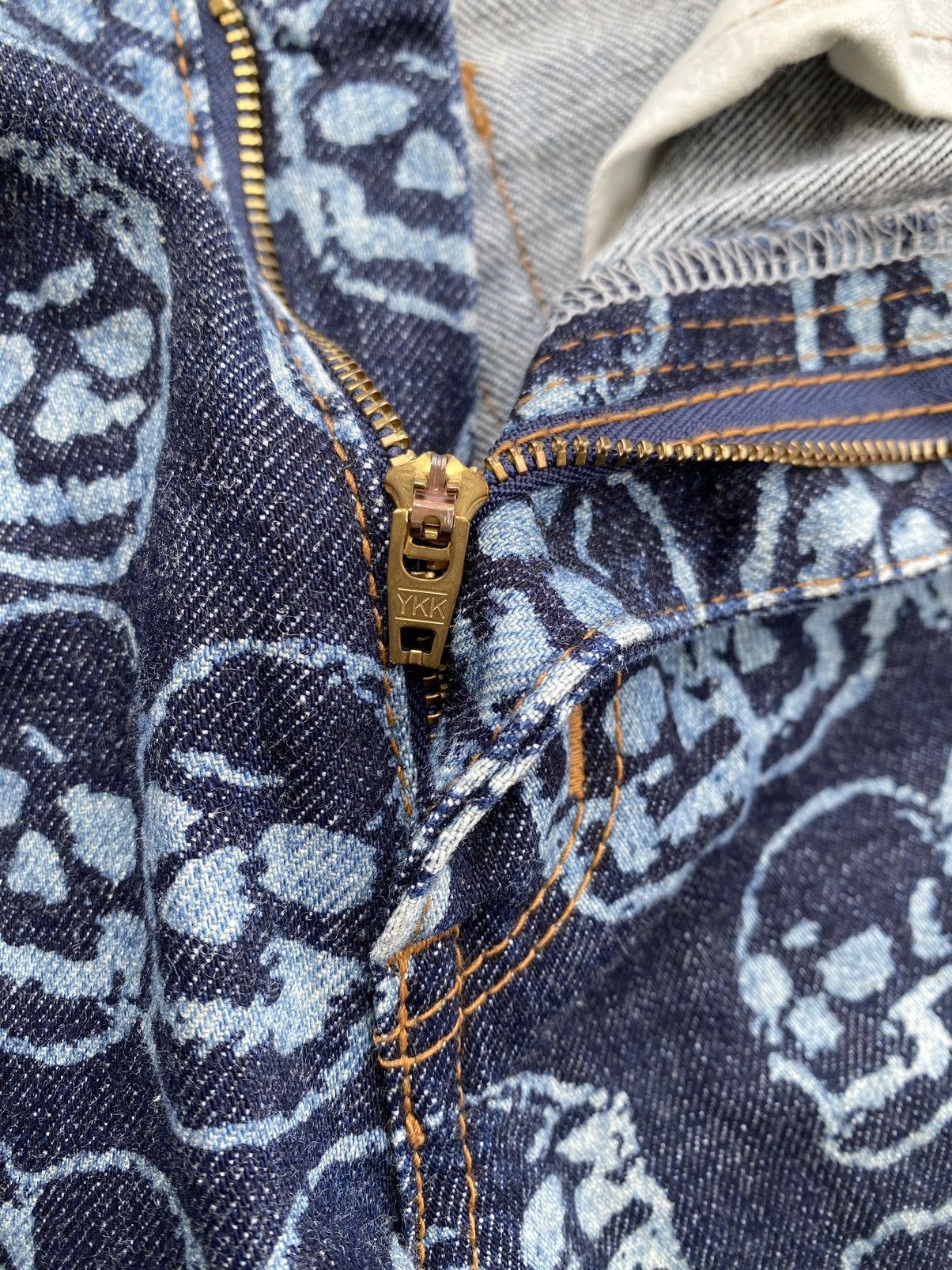 Hysteric Glamour Rare Vintage Hysteric Glamour Skulls All Over Jean/ Denim Size US 29 - 14 Thumbnail