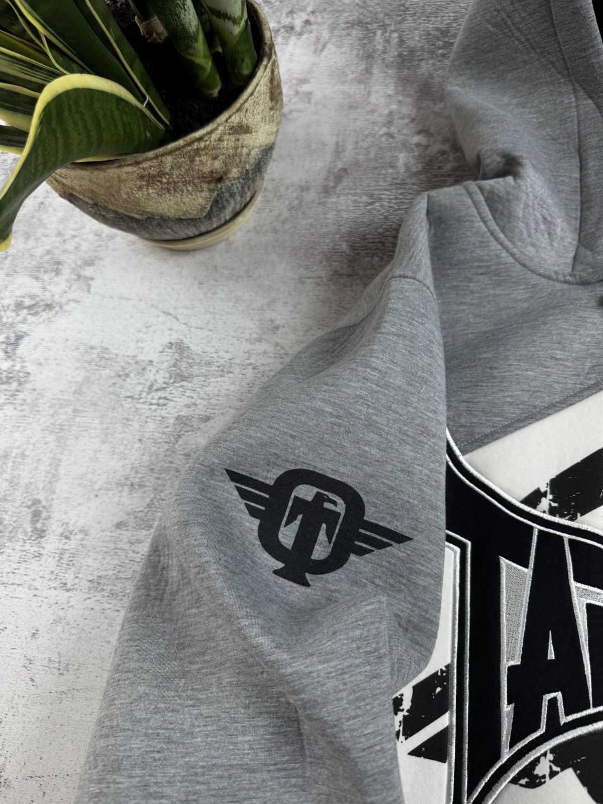 Tapout Tapout Men’s XL Gray Hip Hop USA Y2K Rap Zip Bomber Hoodie Pullover Sweatshirt Size US XL / EU 56 / 4 - 7 Thumbnail