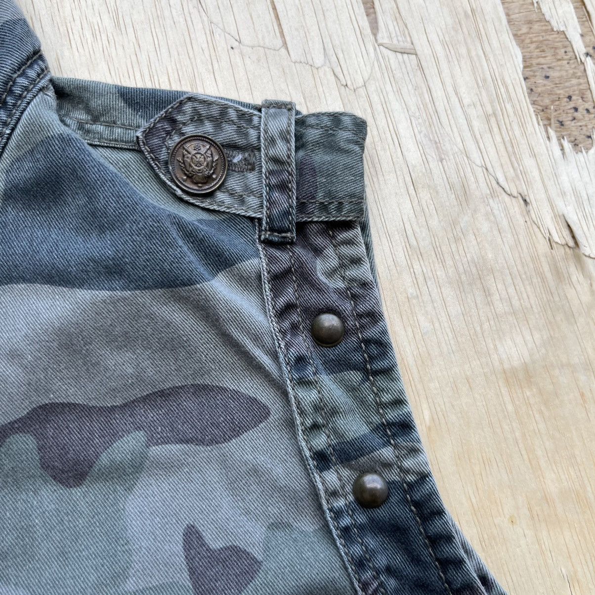 LOWBOX LOWBOX CAMO JAPANESE BRAND MADPUNK LIKE LGB IF SIX WAS NINE Size L / US 10 / IT 46 - 4 Thumbnail