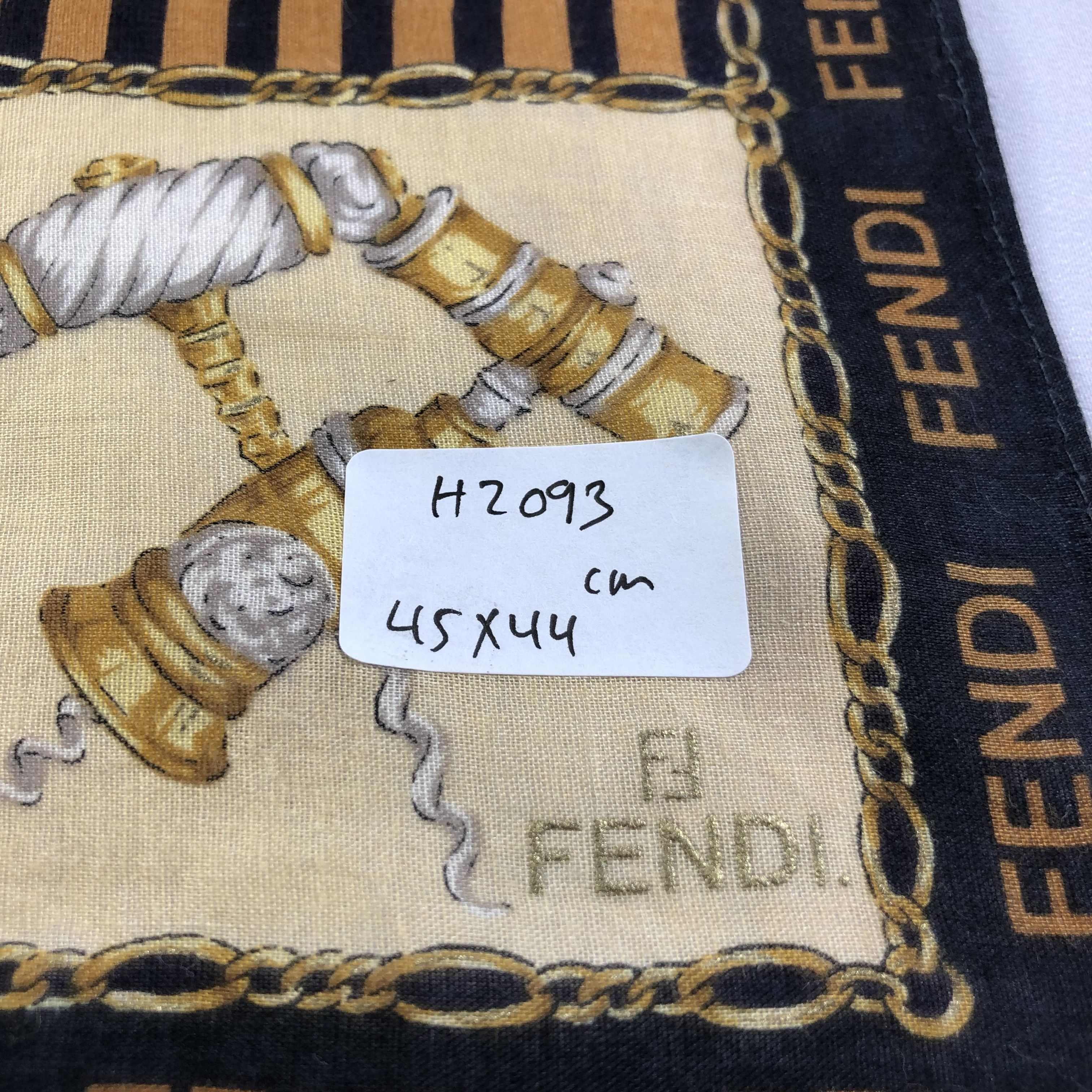 Japanese Brand Fendi Corkscrew Handkerchief Neckerchief Bandana H2093 Size ONE SIZE - 8 Thumbnail