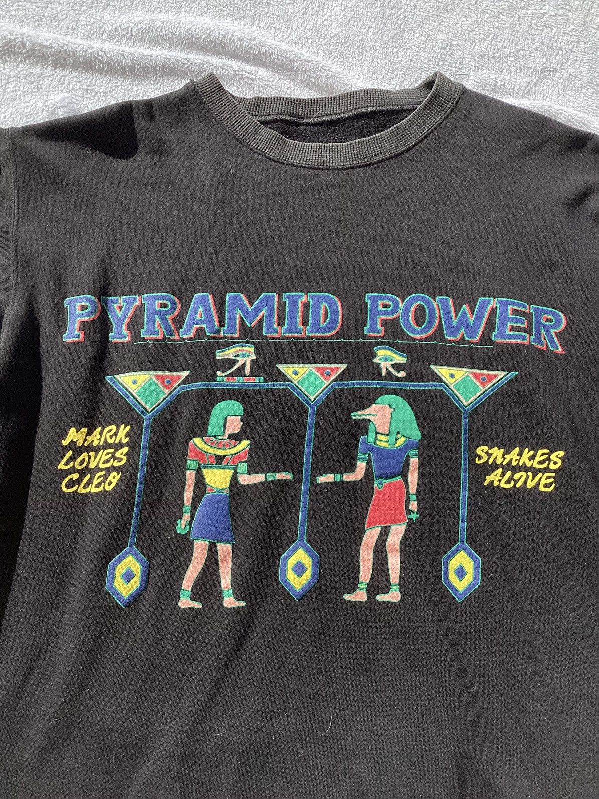 Other × Vintage Vtg 90s Egypt pyramid power Mark loves Cleo black sweatshirt Size US XL / EU 56 / 4 - 2 Thumbnail