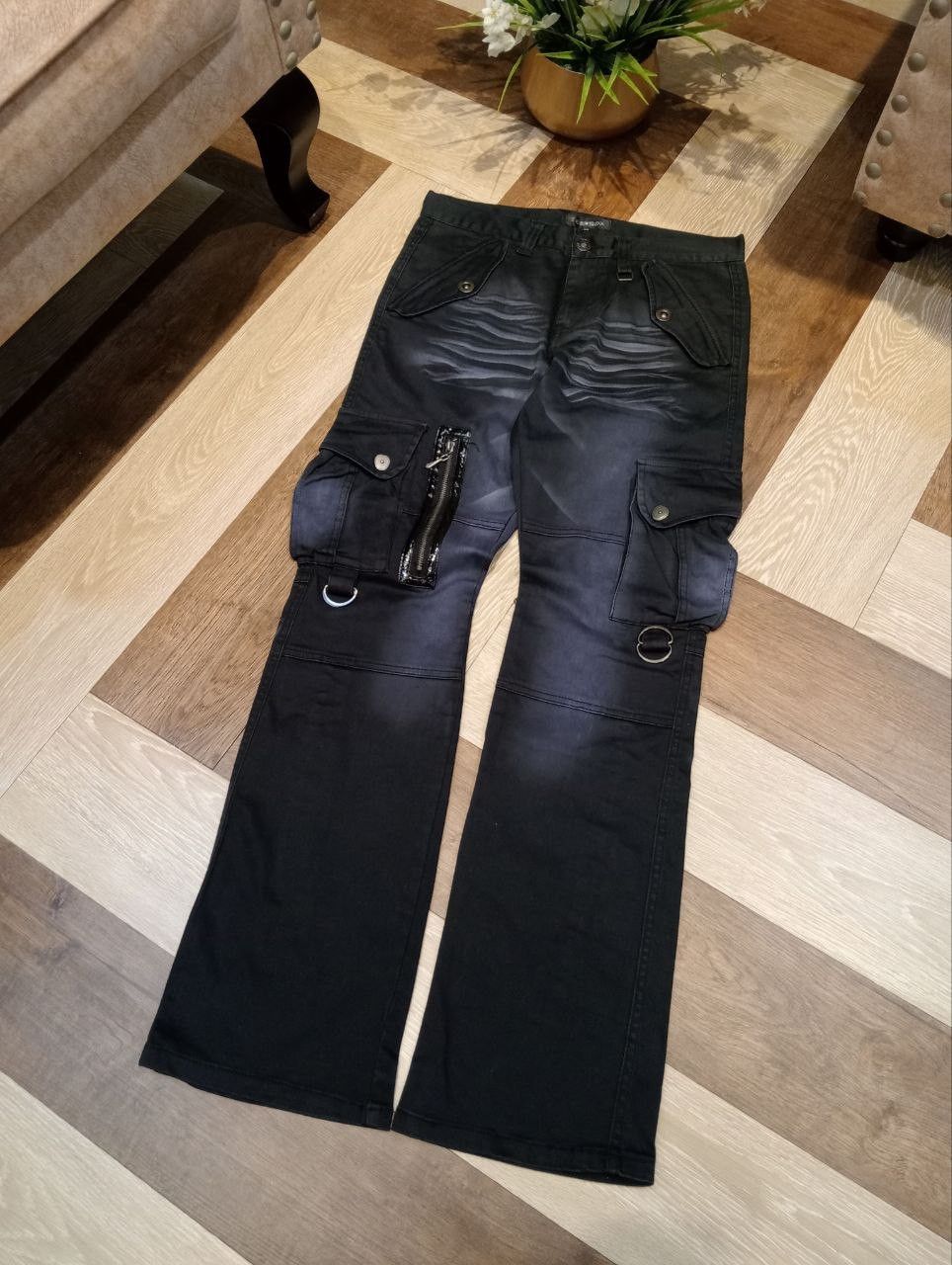 LOWBOX JAPANESE LOWBOX WASHED BLACK FLARED CARGO PANTS Size US 32 / EU 48 - 2 Thumbnail