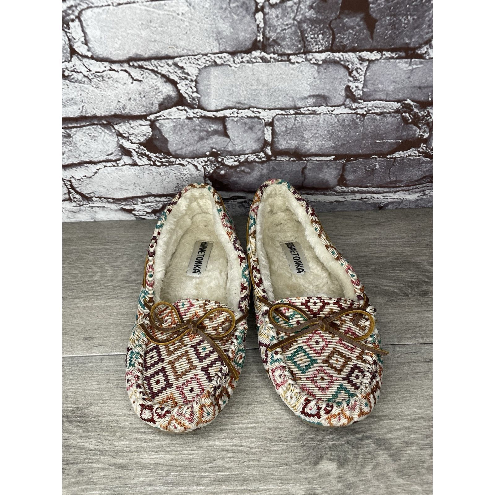 Minnetonka Minnetonka Sally Moccasins Cream Aztec Southwest Faux Fur Li Size US 10 / IT 40 - 6 Thumbnail