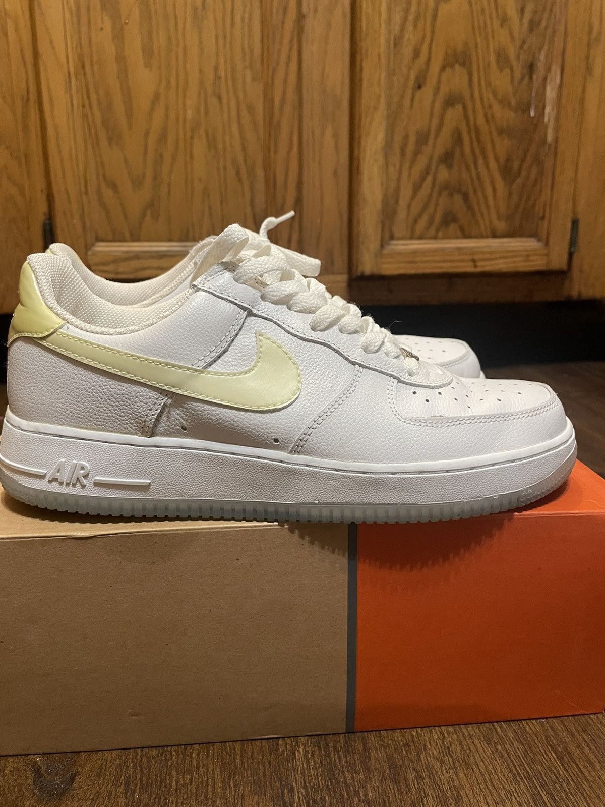 Nike × Vintage Nike WMNS Air Force 1 2004 White Ice Size US 8.5 / EU 41-42 - 5 Thumbnail