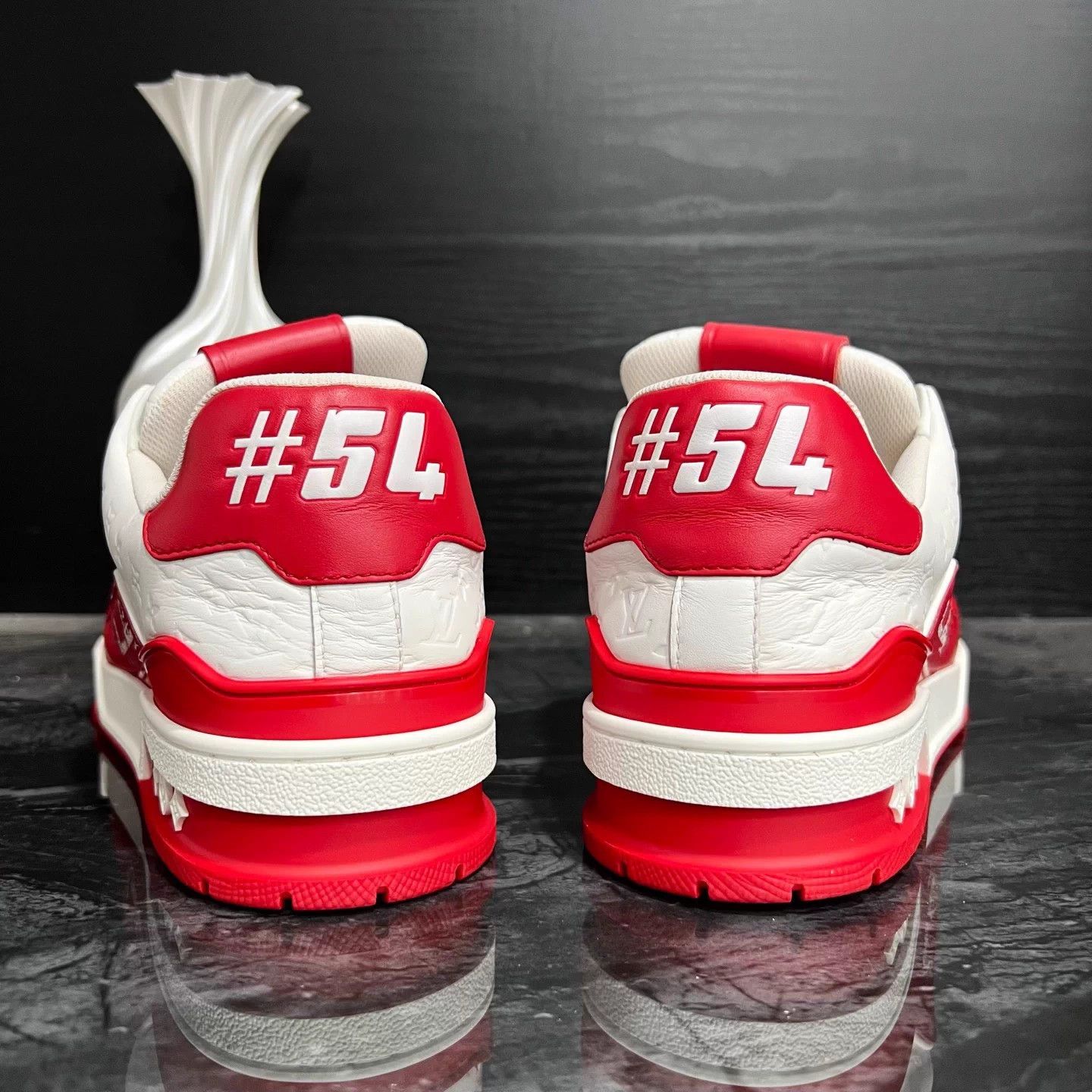 Unknown London LV Trainer 40.5 White Red Embossed Mint Size US 7.5 / EU 40-41 - 4 Thumbnail