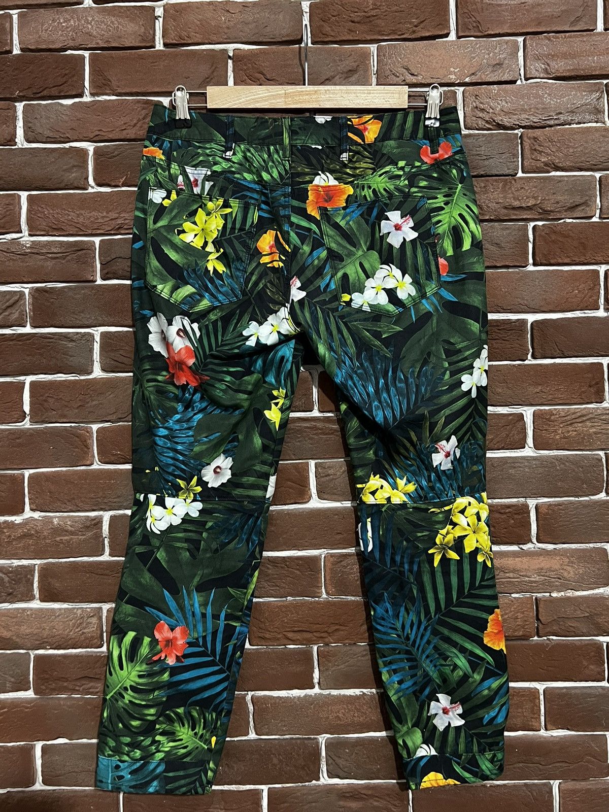 G-Star × Pharrell Rare Pharrell GStar Raw 28x32 Flower Biker Pant AvantGarde Size US 28 / EU 44 - 2 Thumbnail