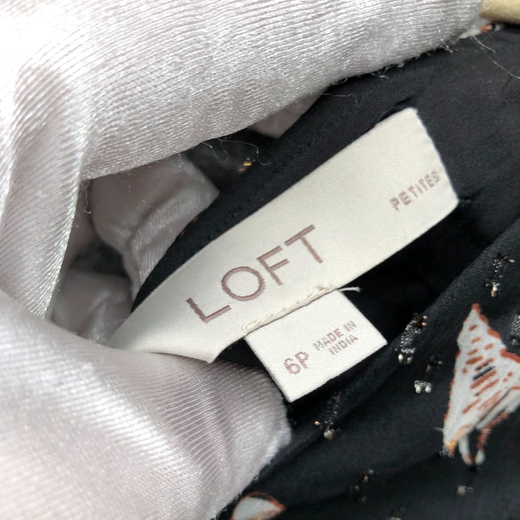 Loft VINTAGE Loft Flutter Sleeve Midi Dress 6P Black V-Neck Seashell Print A-Line Metallic Size M / US 6-8 / IT 42-44 - 6 Thumbnail