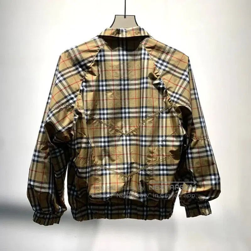 Burberry Burberry Men's Khaki Nylon Coat. Size US S / EU 44-46 / 1 - 7 Thumbnail