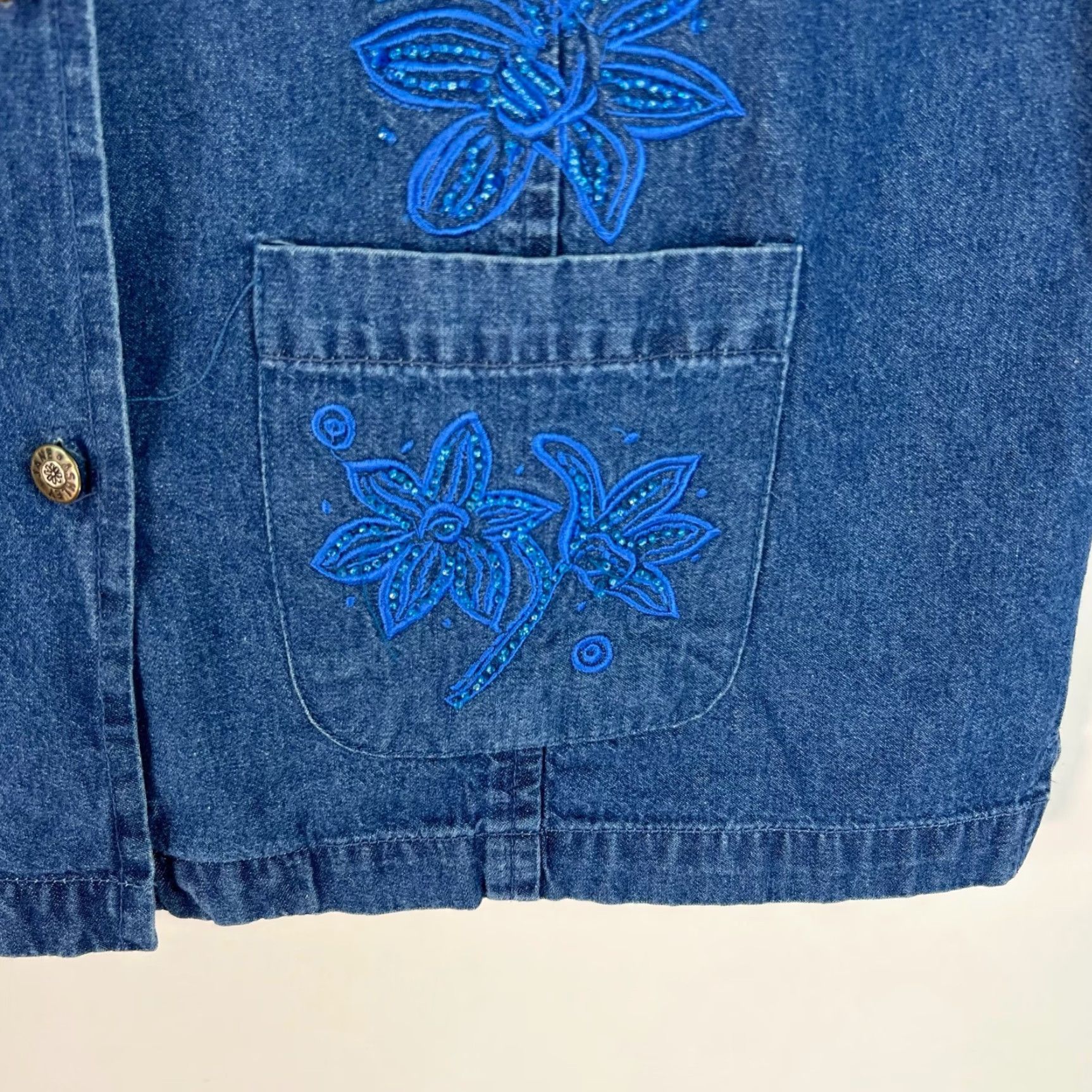 Denime VINTAGE Jane Ashley Denim Button-Up Jean Top Womens Size L Blue Floral Short Sleeve 80s 90s Size L / US 10 / IT 46 - 3 Thumbnail