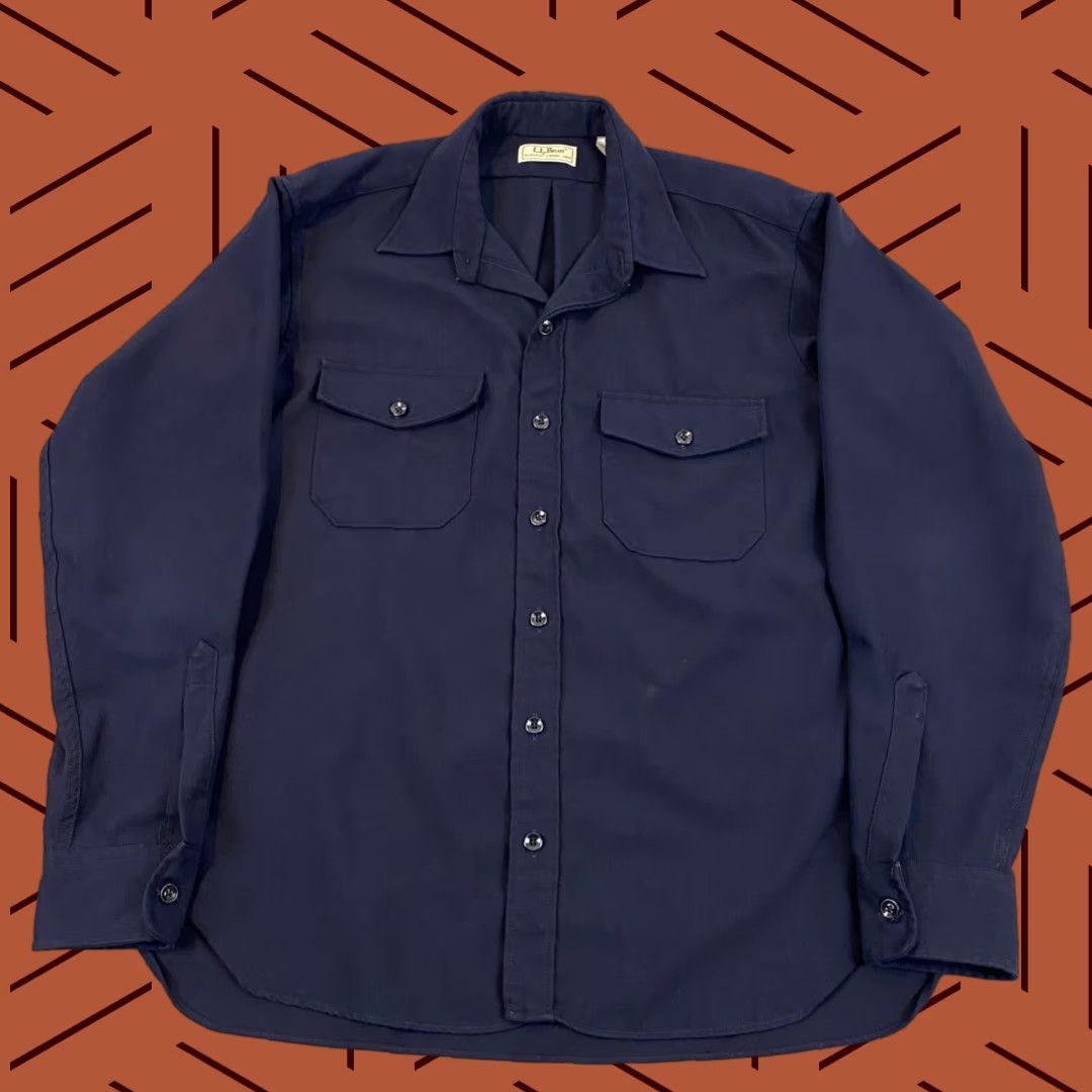 Vintage L.L. Bean Shirt Allagash Flannel Mens L Navy Blue Button Up Hunting 90s Size US L / EU 52-54 / 3 - 1 Thumbnail