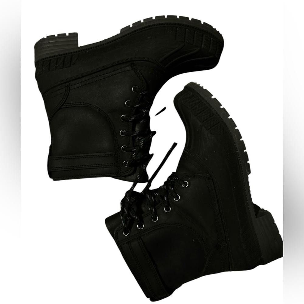 Designer Stylish Black Winter Boots with Buckle Size US 8 / IT 38 - 3 Thumbnail
