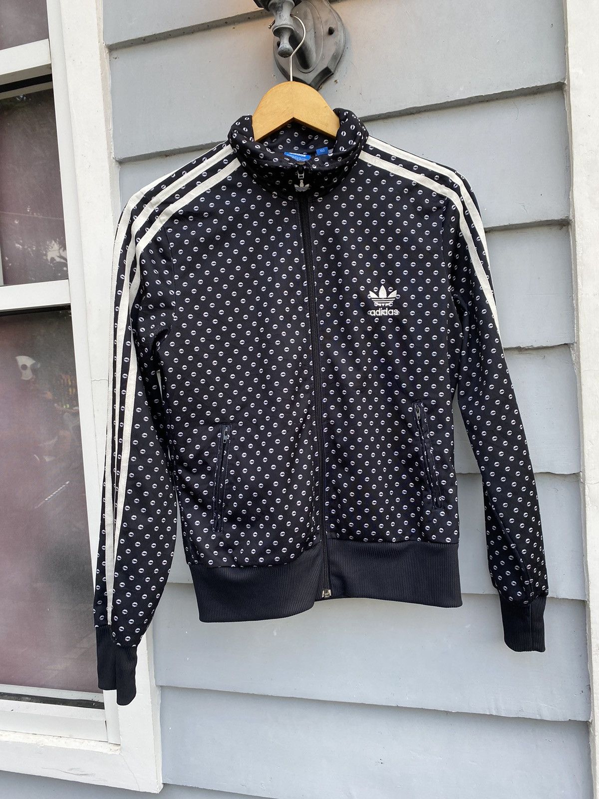 Adidas Kiss Lips All Over Tracktop 3 Stripes Y2K Streetwear