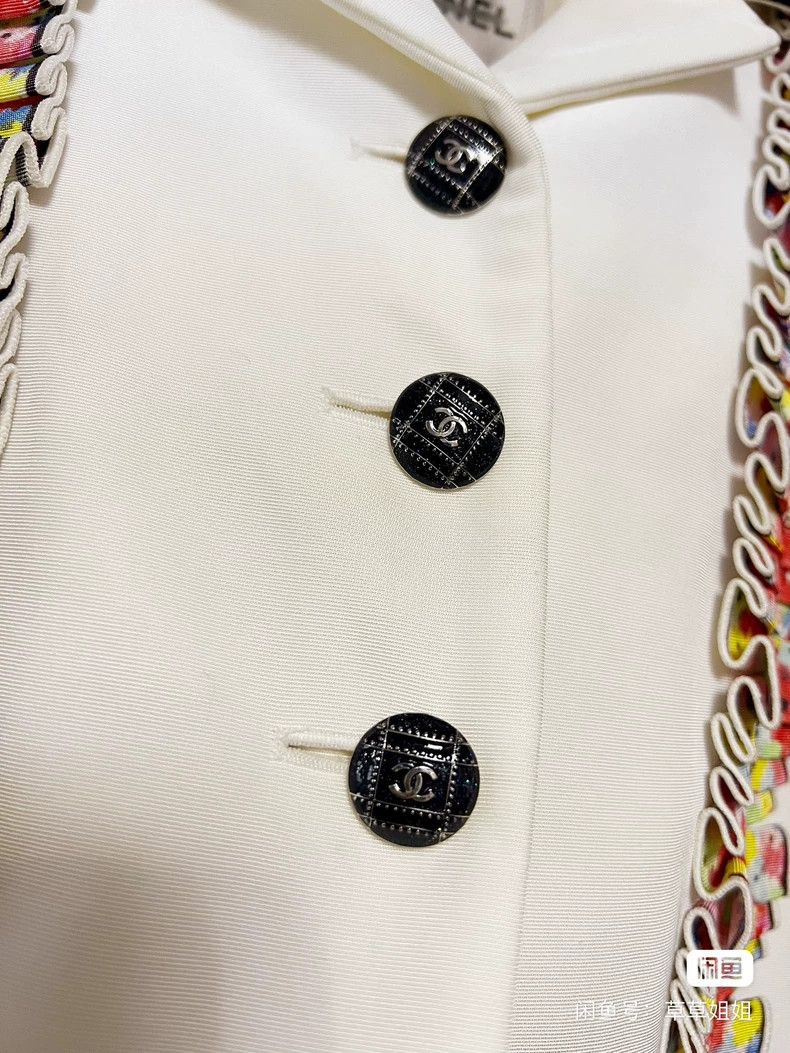 Chanel Chanel Catwalk jacket 2504-Nextarrow Size XS / US 0-2 / IT 36-38 - 4 Thumbnail