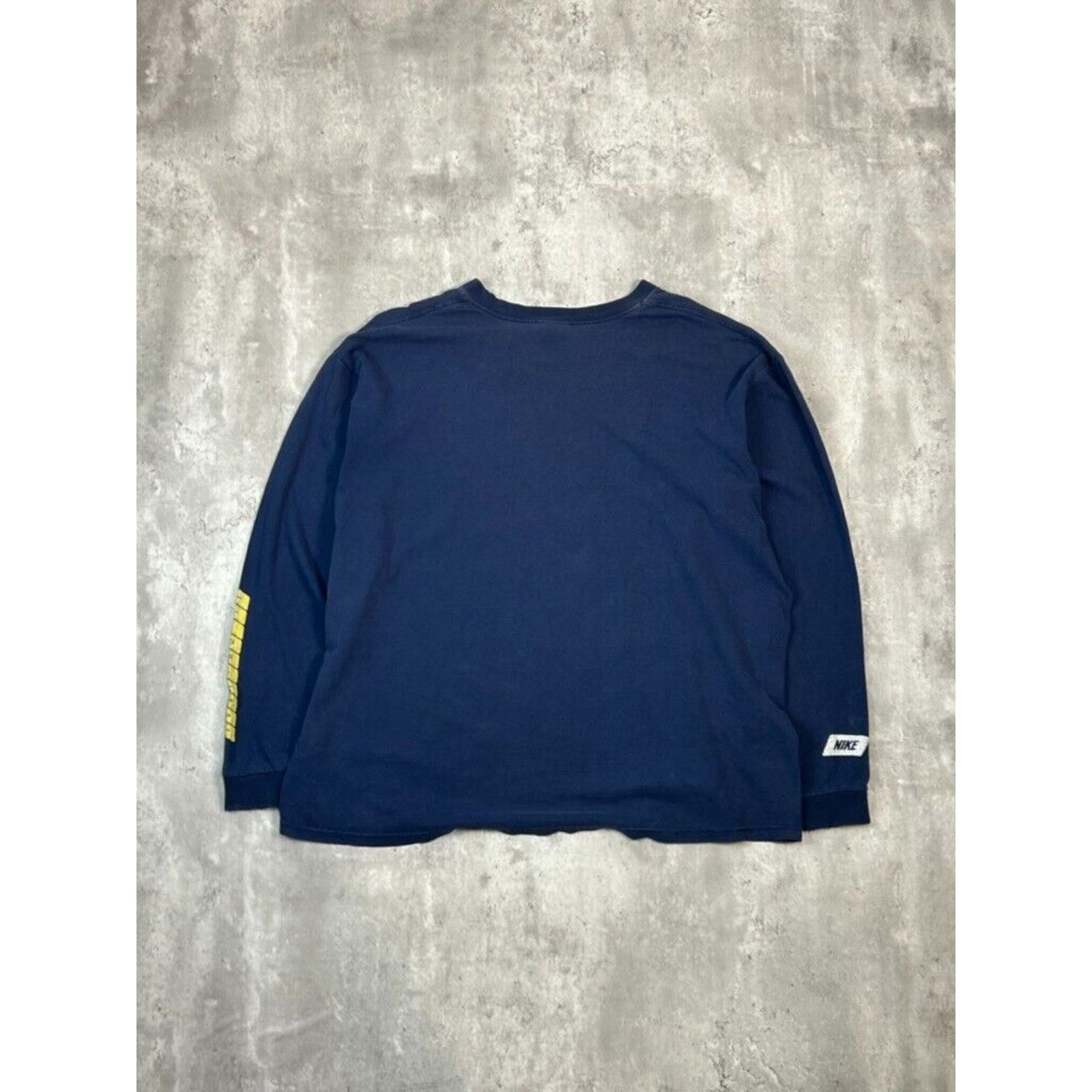 Nike Vintage Y2K Nike Just Do It Graphic Long Sleeve T-Shirt XL Size US XL / EU 56 / 4 - 2 Thumbnail