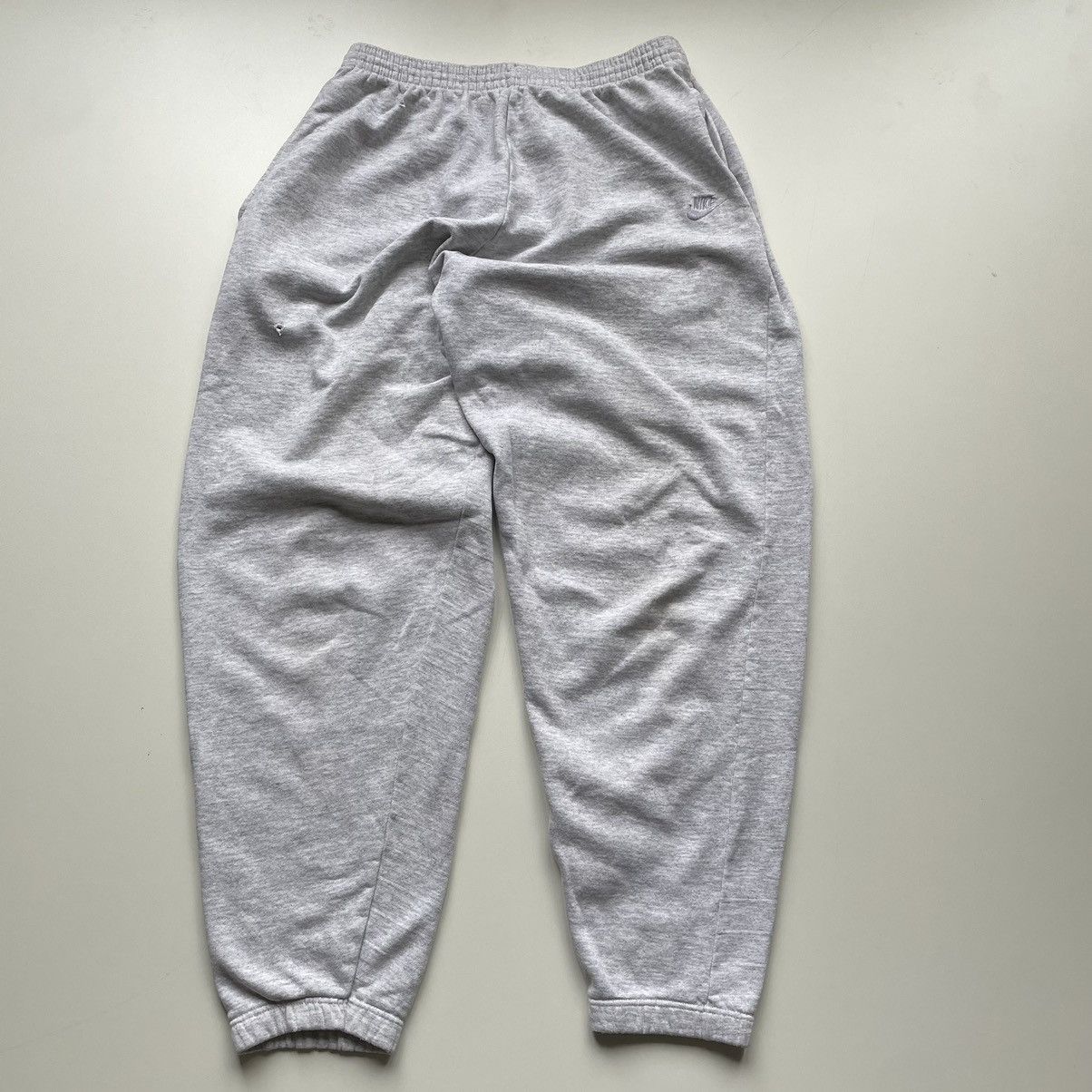 Nike × Vintage Vintage 90s Nike Embroidered Swoosh Grey Tonal Sweatpants XL Size US 34 / EU 50 - 1 Thumbnail
