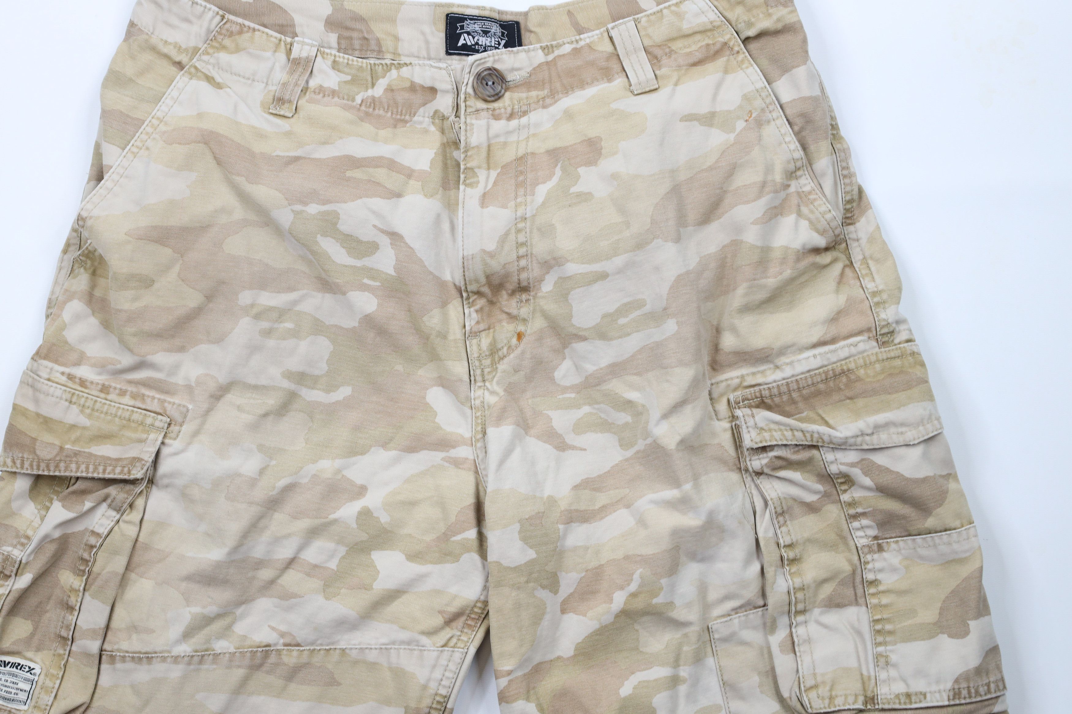 Avirex × Vintage Vintage Avirex Heavyweight Military Camouflage Cargo Shorts Size US 34 / EU 50 - 3 Thumbnail
