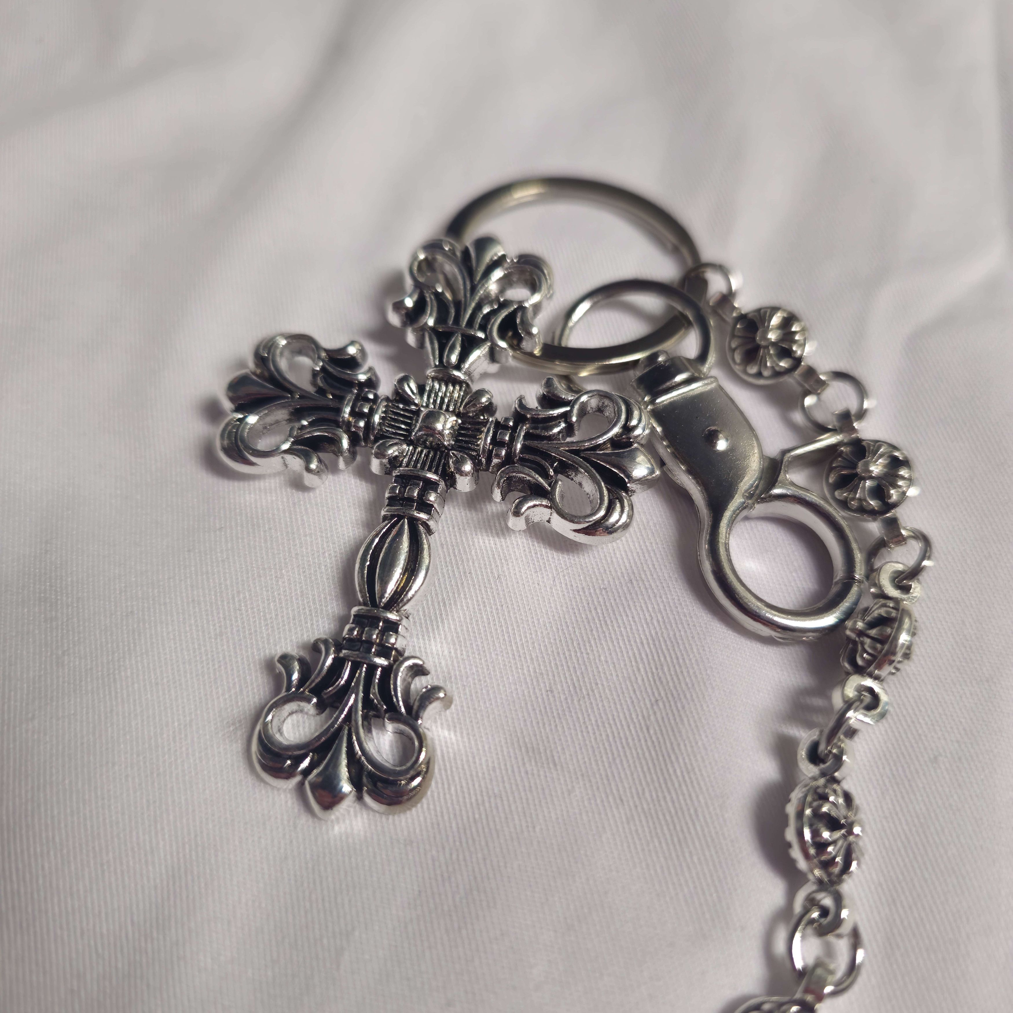 Other Silver Gothic Cross Wallet Chain Retro Punk Streetwear Size ONE SIZE - 3 Thumbnail